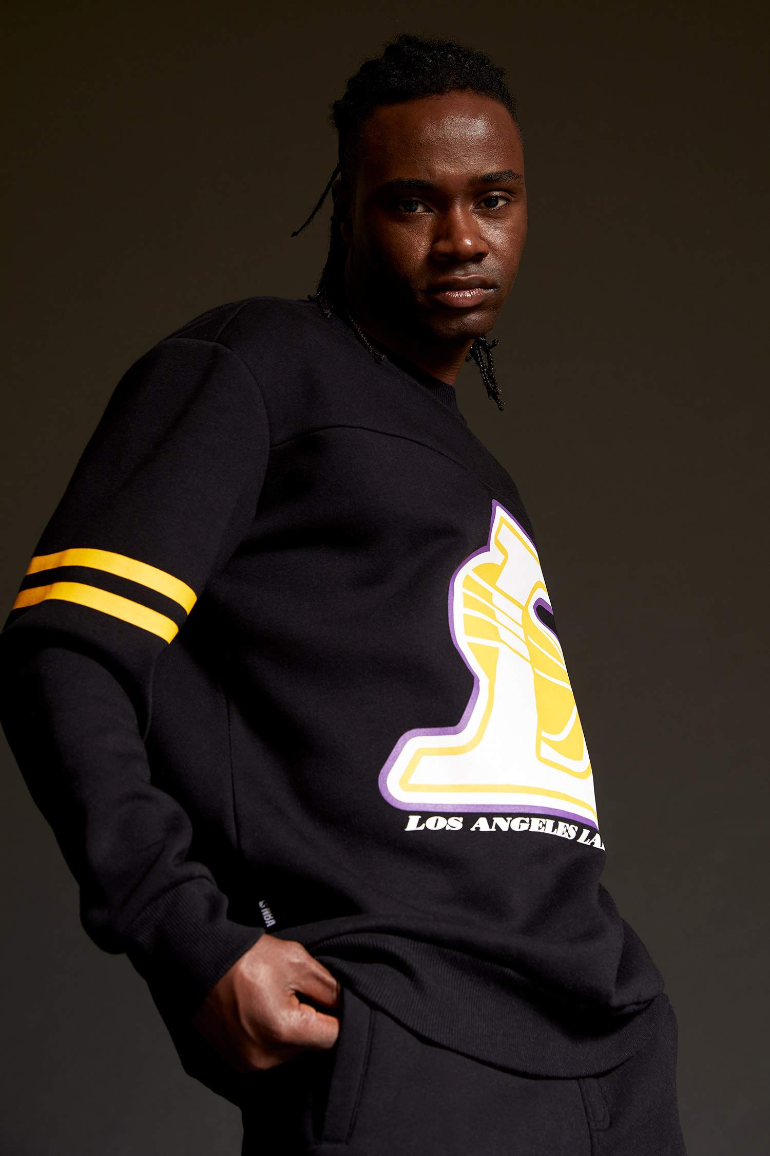 NBA Los Angeles Lakers Lisanslı Oversize Fit Bisiklet Yaka Sweatshirt