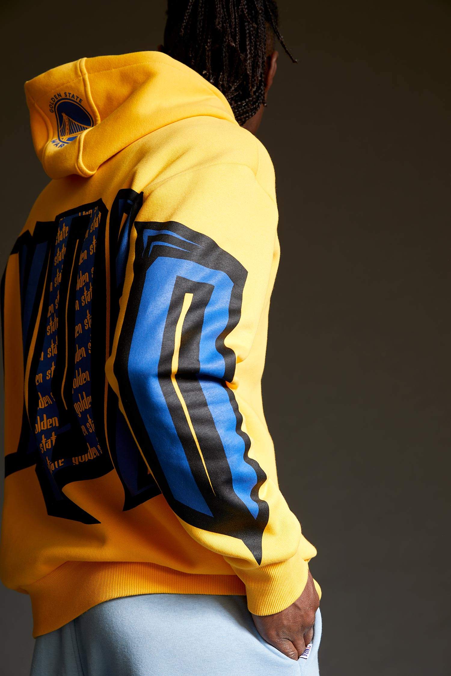 NBA Golden State Warriors Lisanslı Oversize Fit Kapüşonlu Sırt Baskılı Sweatshirt