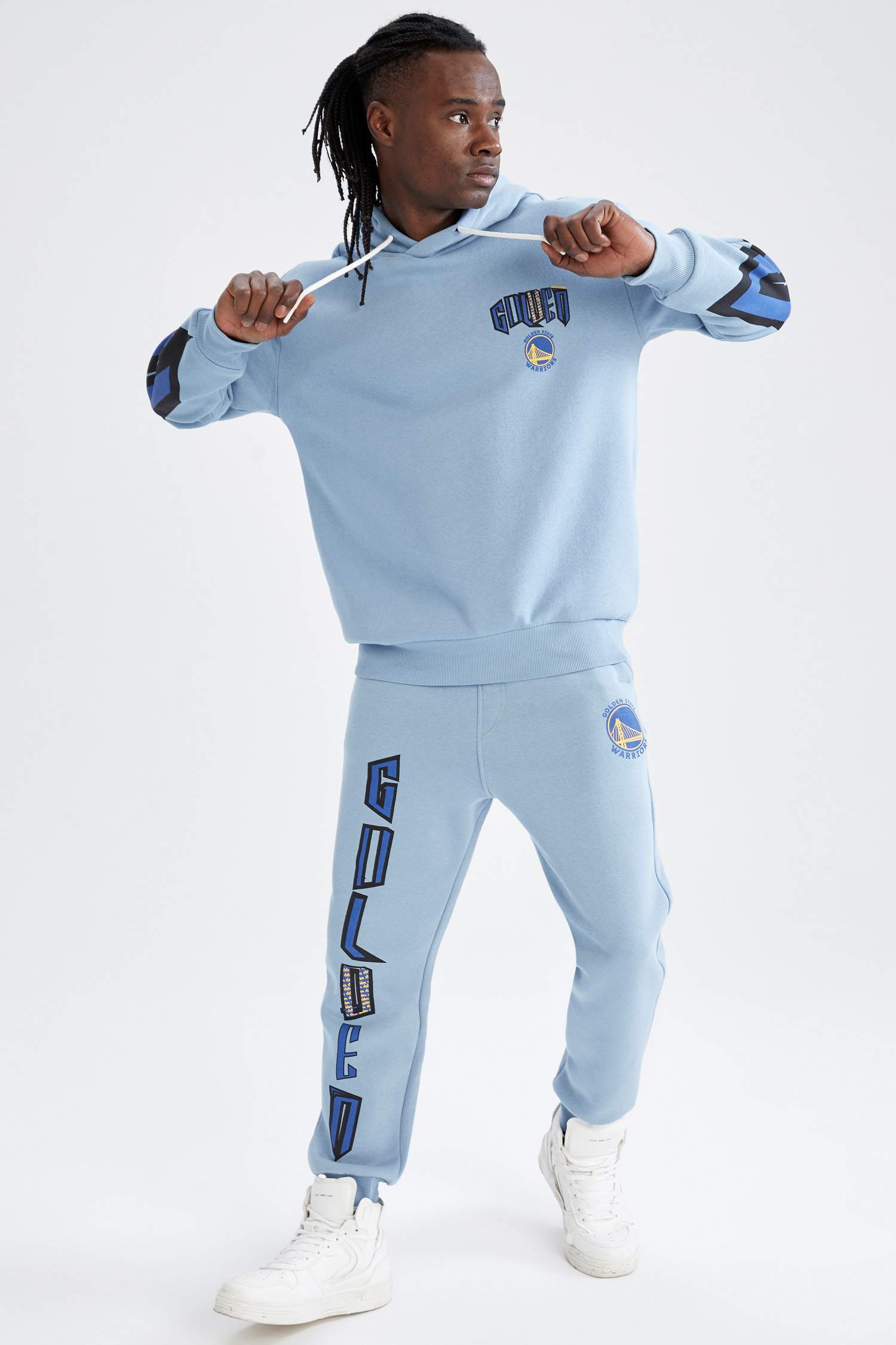 NBA Golden State Warriors Lisanslı Oversize Fit Kapüşonlu Sırt Baskılı Sweatshirt
