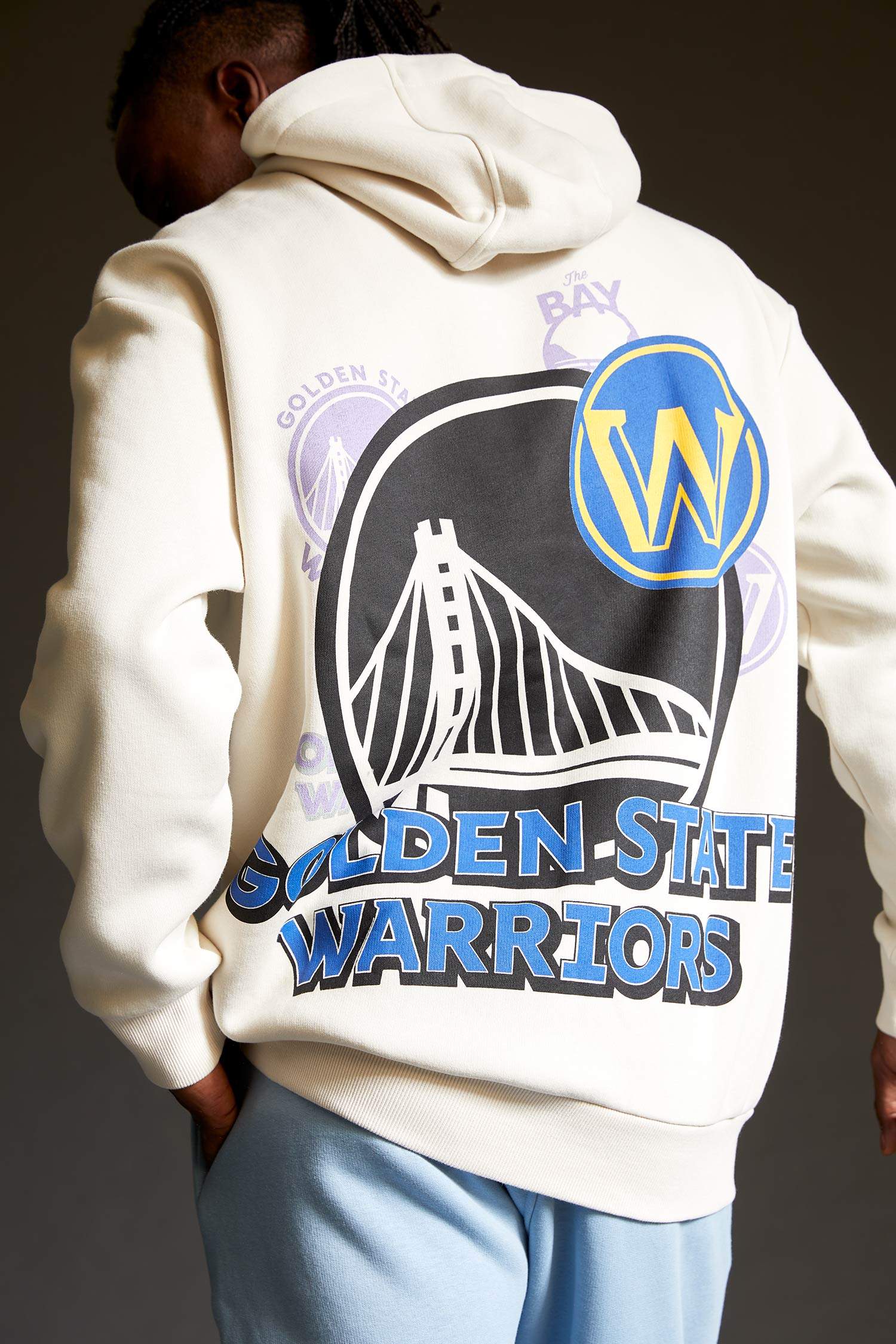Defacto Fit NBA Golden State Warriors Lisanslı Oversize Fit Kapüşonlu Sırt Baskılı Sweatshirt