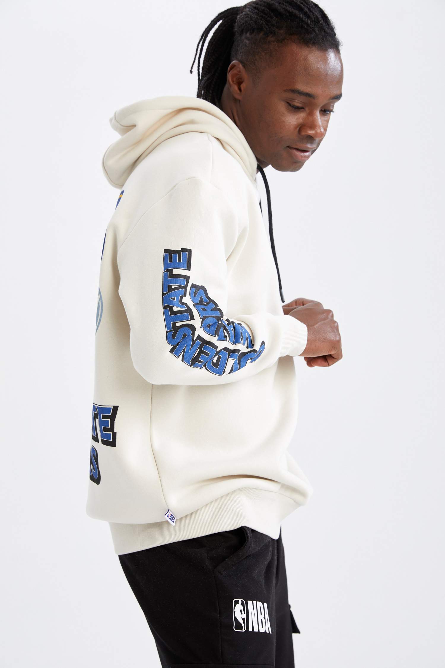 Defacto Fit NBA Golden State Warriors Lisanslı Oversize Fit Kapüşonlu Sırt Baskılı Sweatshirt