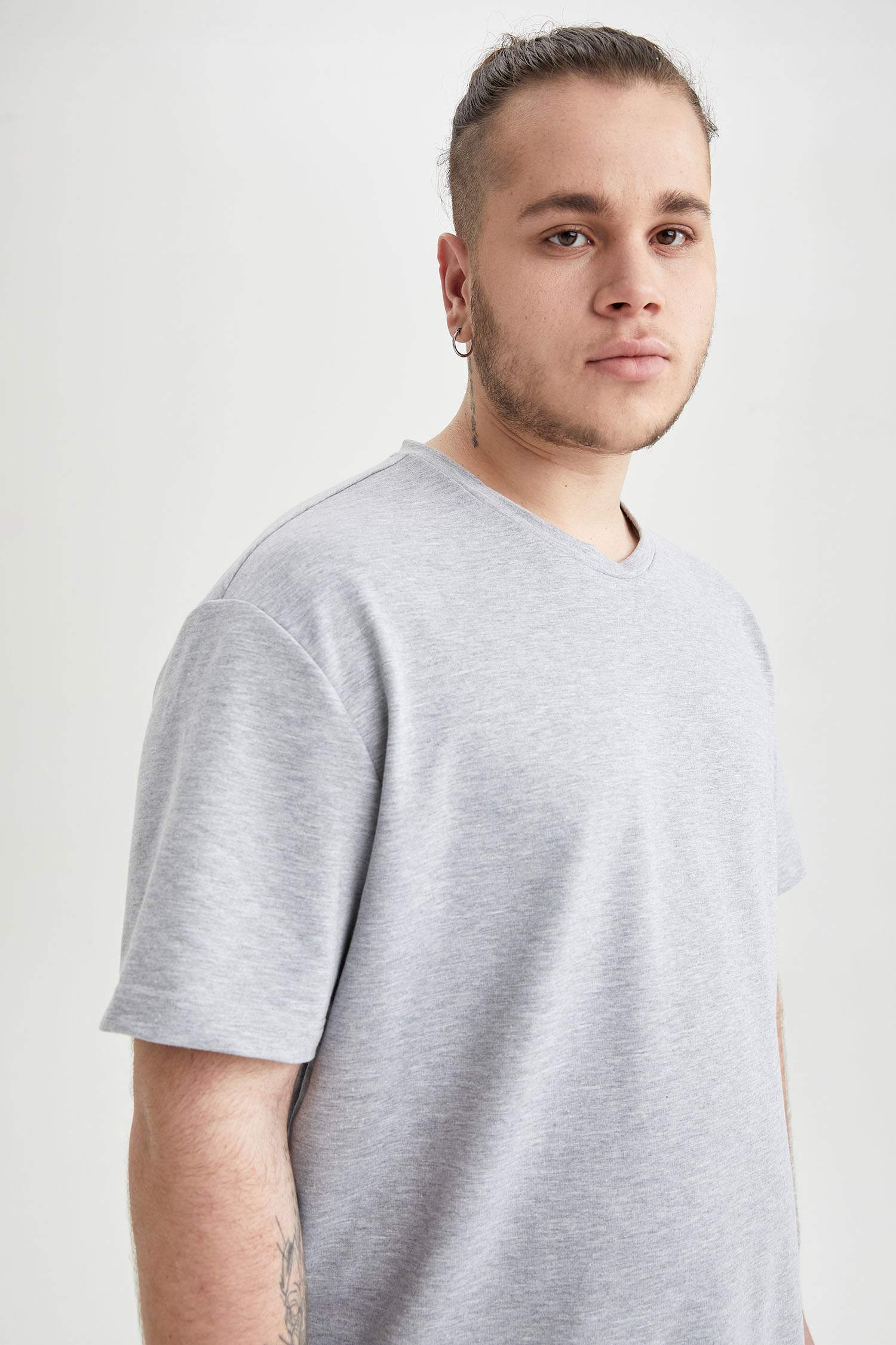 Regular Fit Bisiklet Yaka Basic Kısa Kollu Tişört