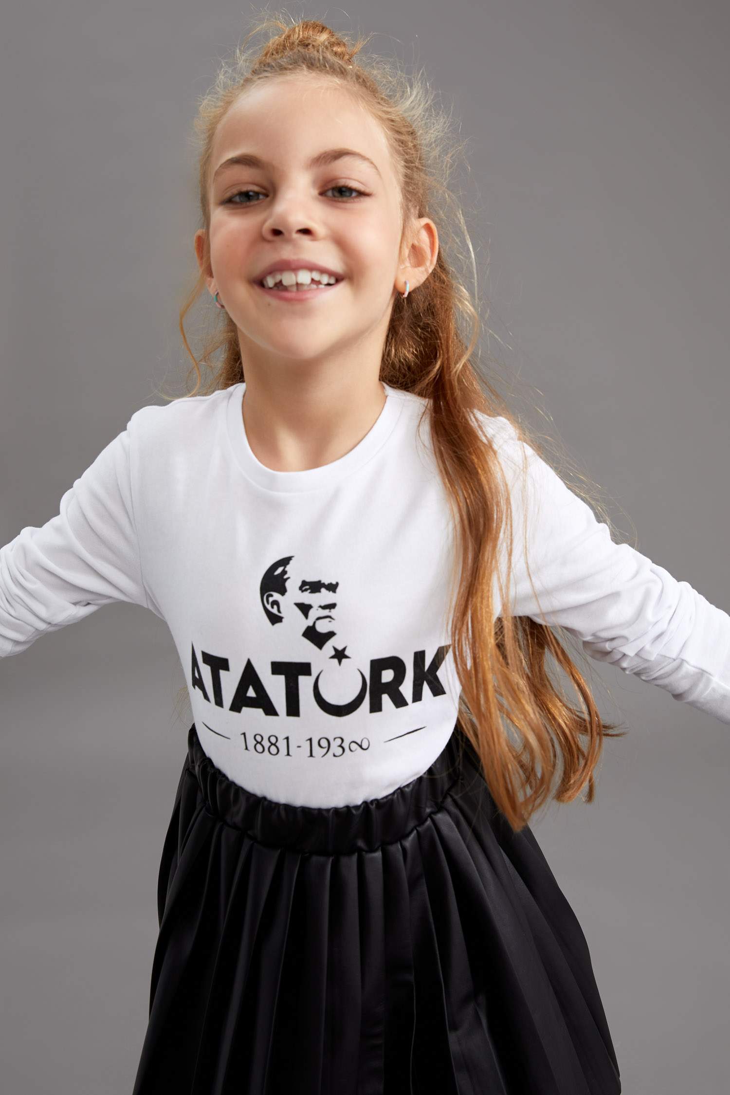 Kız Çocuk 29 Ekim Atatürk Baskılı Uzun Kollu Tişört
