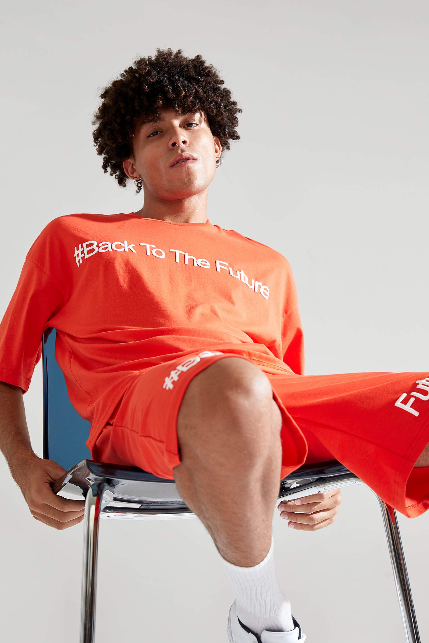 Oversize Fit Bisiklet Yaka Slogan Baskılı Kısa Kollu Tişört