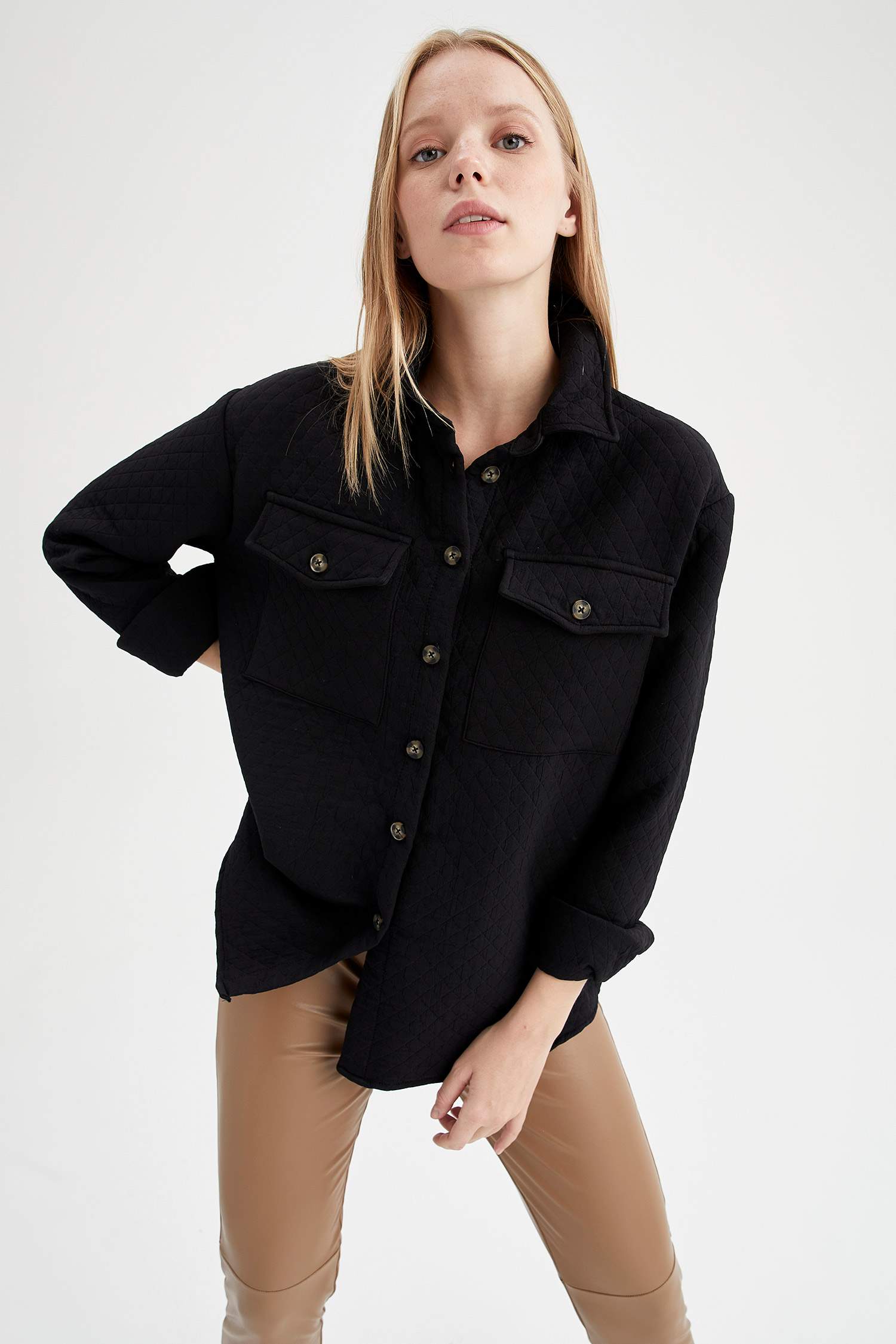 Kapitone Detaylı Kapaklı Cepli Oversize Fit Gömlek Ceket