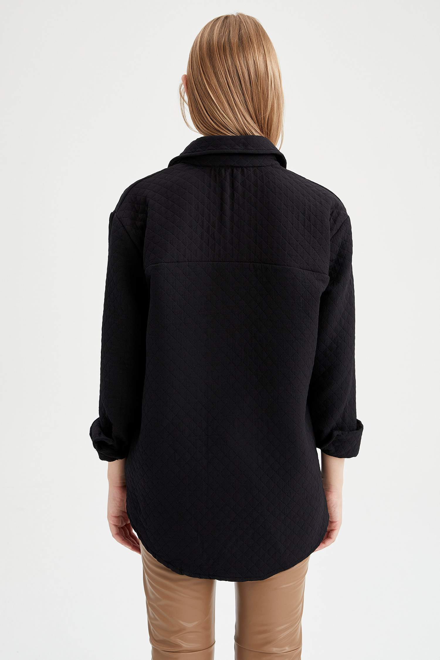 Kapitone Detaylı Kapaklı Cepli Oversize Fit Gömlek Ceket