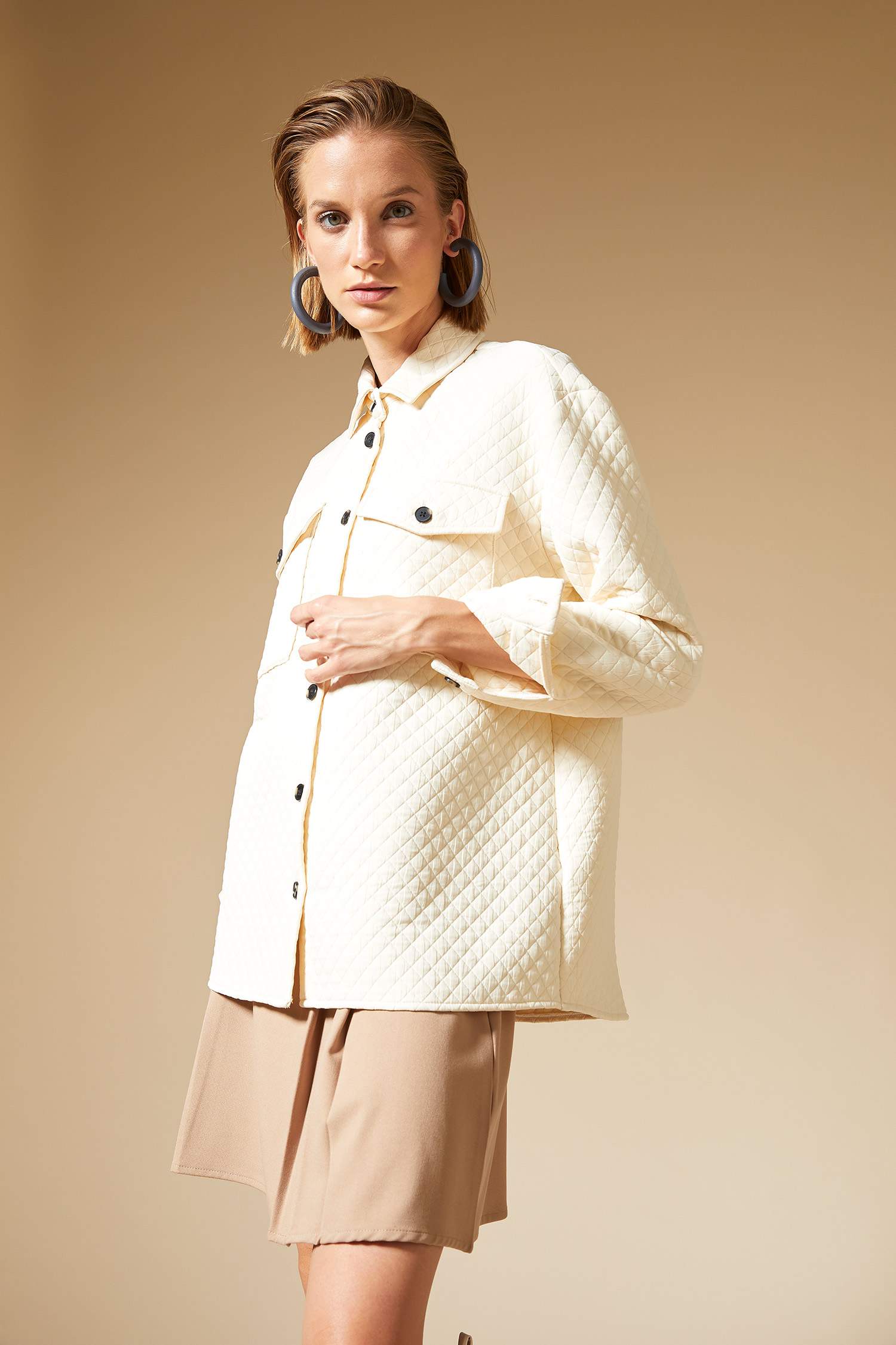 Kapitone Detaylı Kapaklı Cepli Oversize Fit Gömlek Ceket
