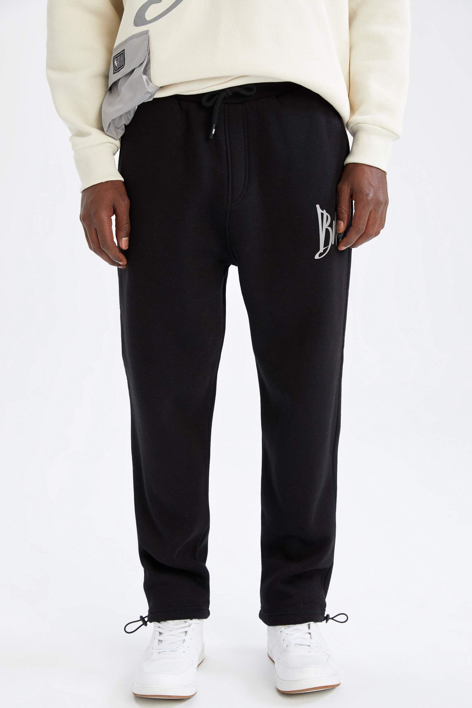 NBA Chicago Bulls Lisanslı Oversize Fit İçi Yumuşak Tüylü Jogger Eşofman Altı