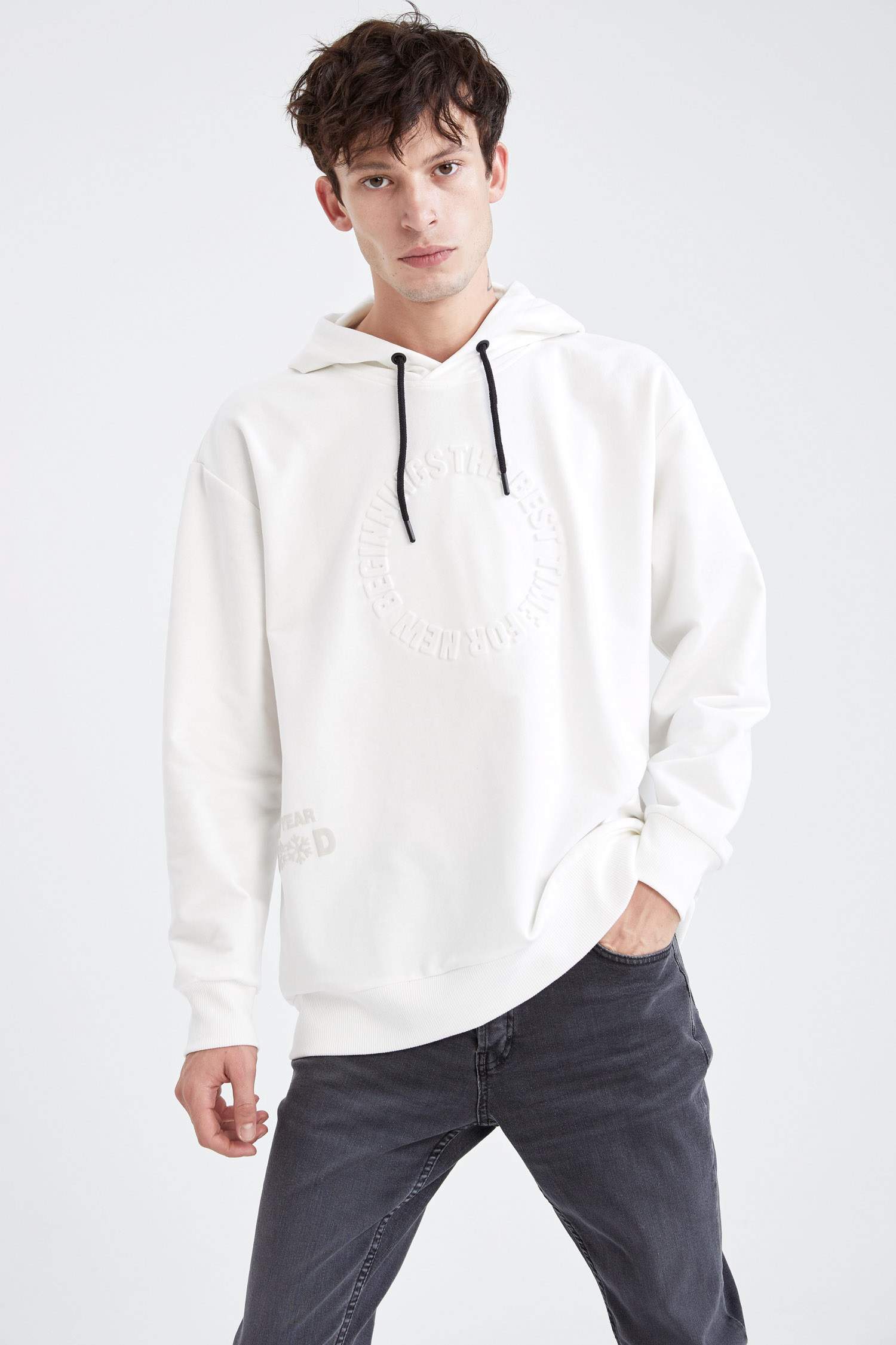 Oversize Fit Kapüşonlu Slogan Baskılı Yılbaşı Temalı İçi Yumuşak Tüylü Sweatshirt
