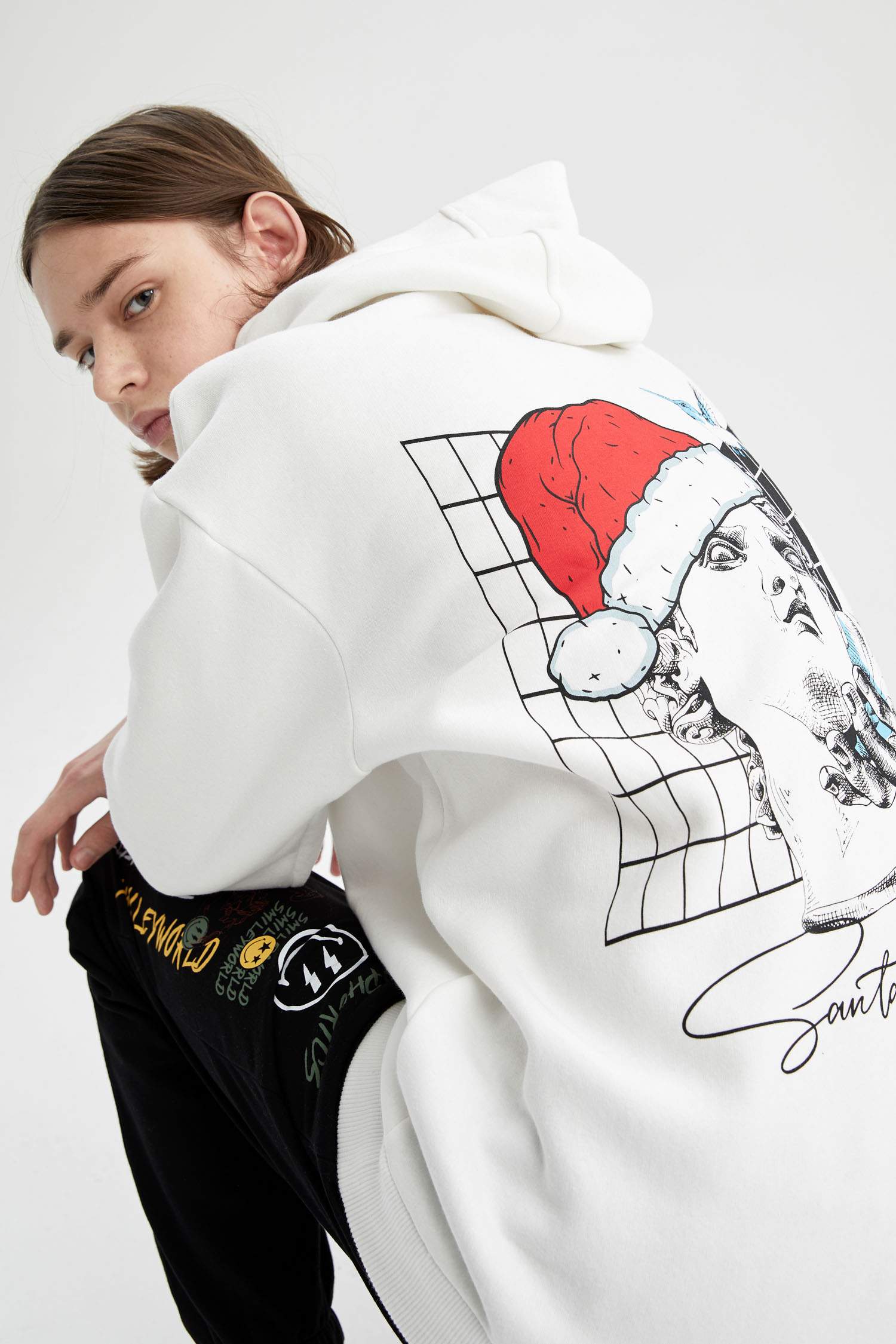 Coool Oversize Fit Yılbaşı Temalı Kapüşonlu Sırt Baskılı Sweatshirt