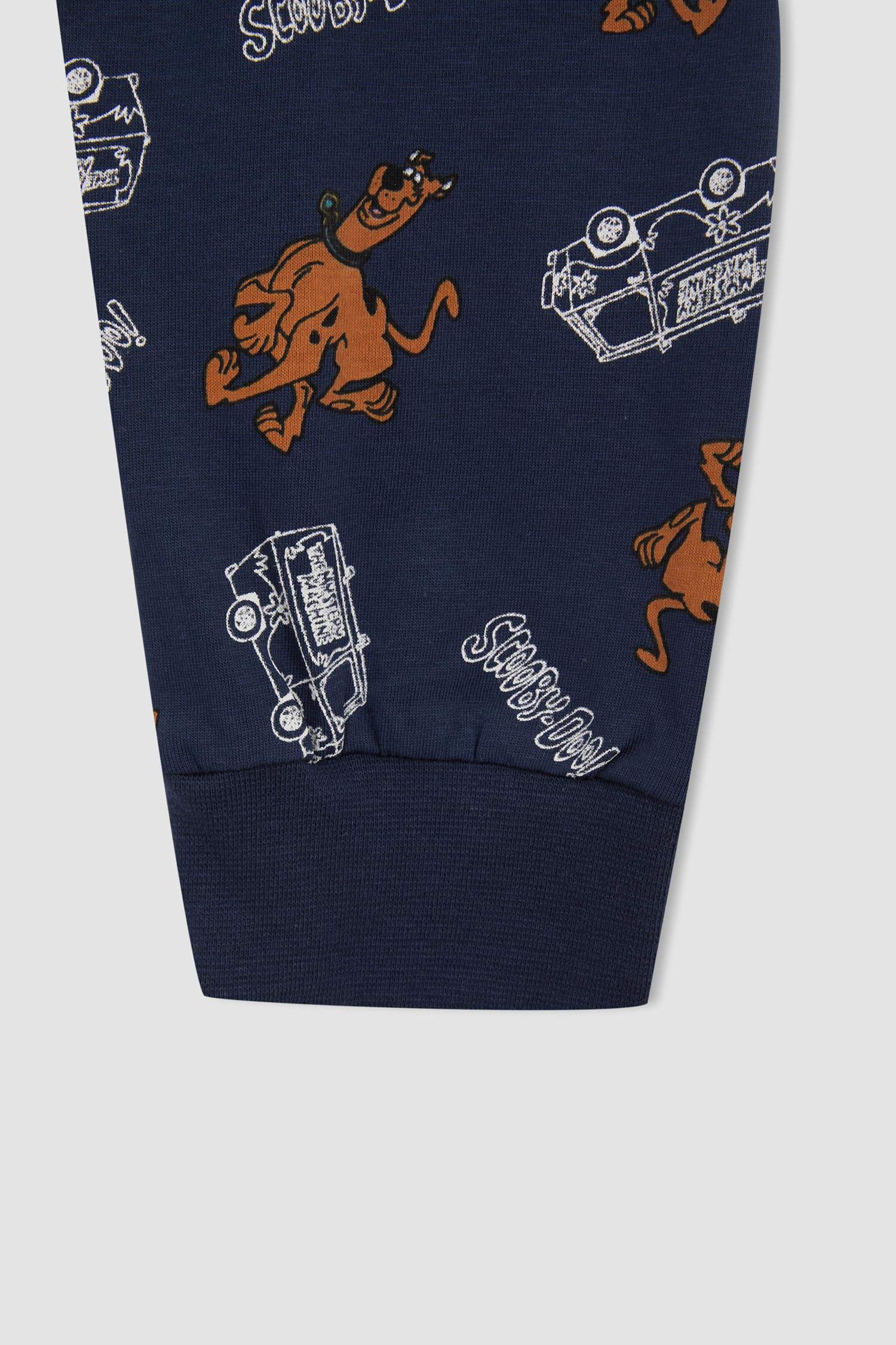 Defacto Erkek Çocuk Scooby Doo Lisanslı Pamuklu Uzun Kollu Pijama Takım. 6 Defacto Erkek Çocuk Scooby Doo Lisanslı Pamuklu Uzun Kollu Pijama Takım. 6