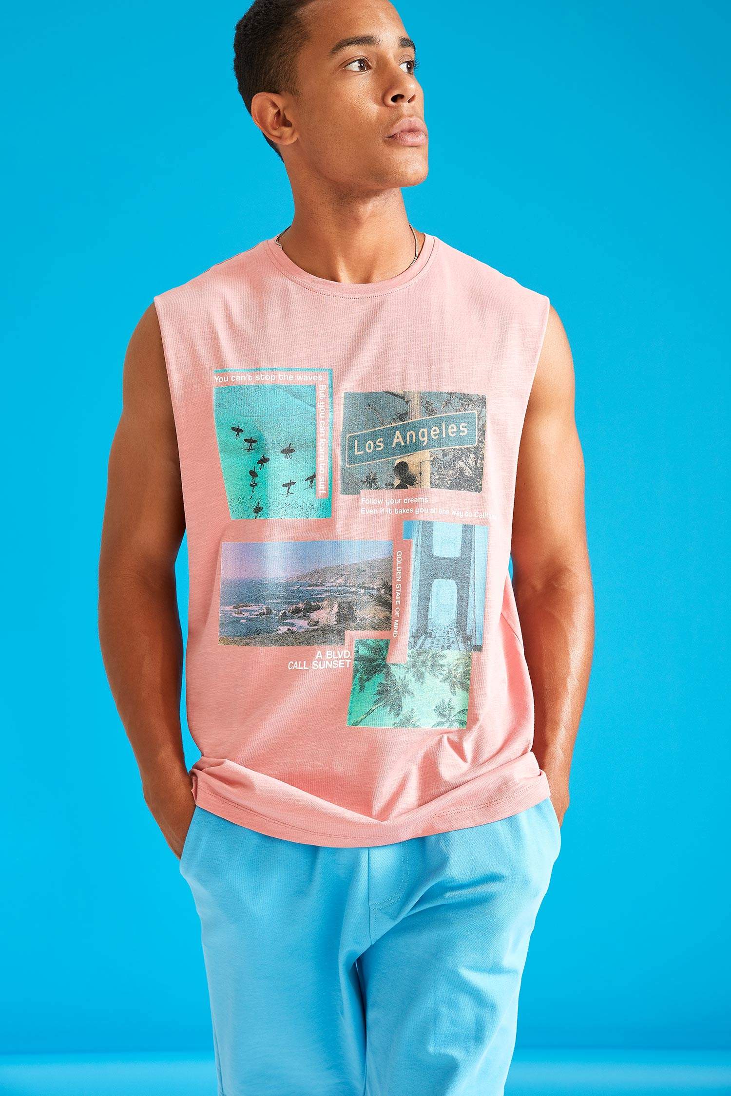 Oversize Fit Baskılı Kolsuz Tişört