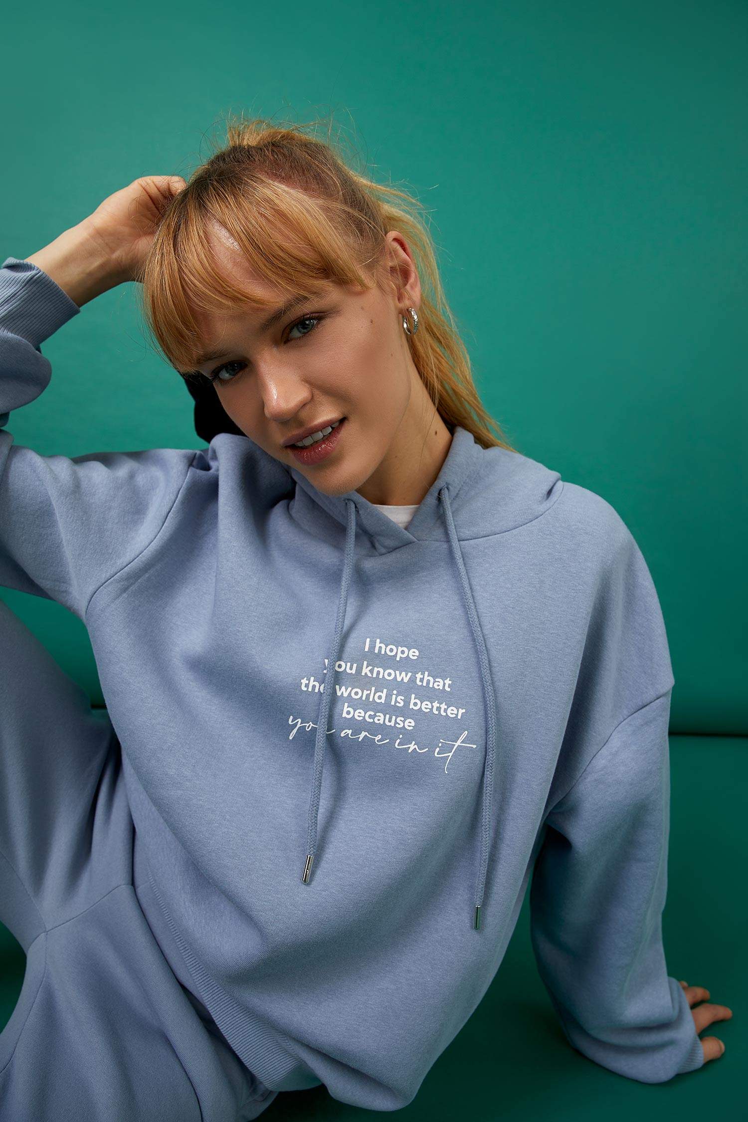 Kapüşonlu Baskılı Relax Fit İçi Yumuşak Tüylü Sweatshirt