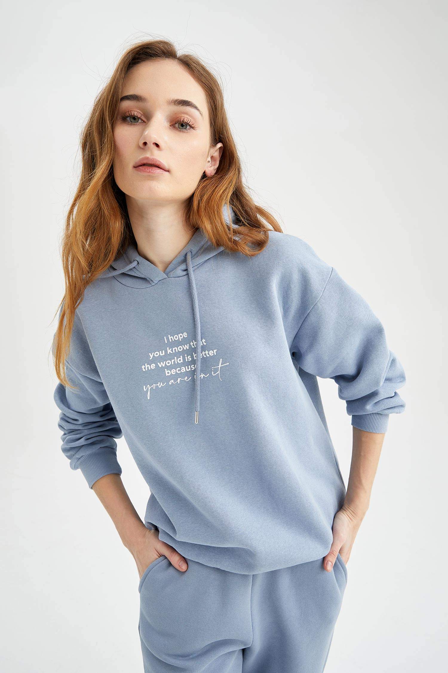 Kapüşonlu Baskılı Relax Fit İçi Yumuşak Tüylü Sweatshirt