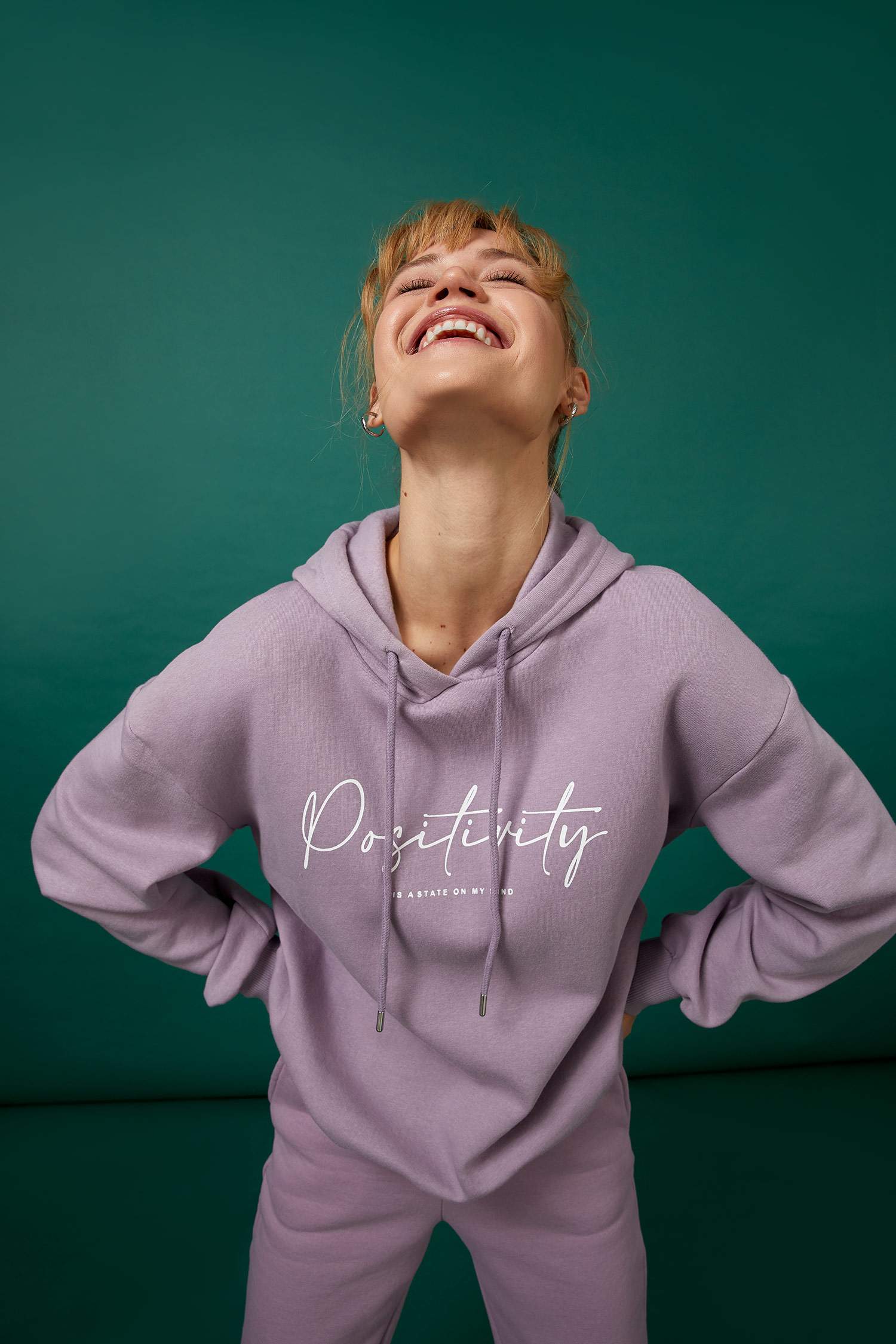 Kapüşonlu Baskılı Relax Fit İçi Yumuşak Tüylü Sweatshirt