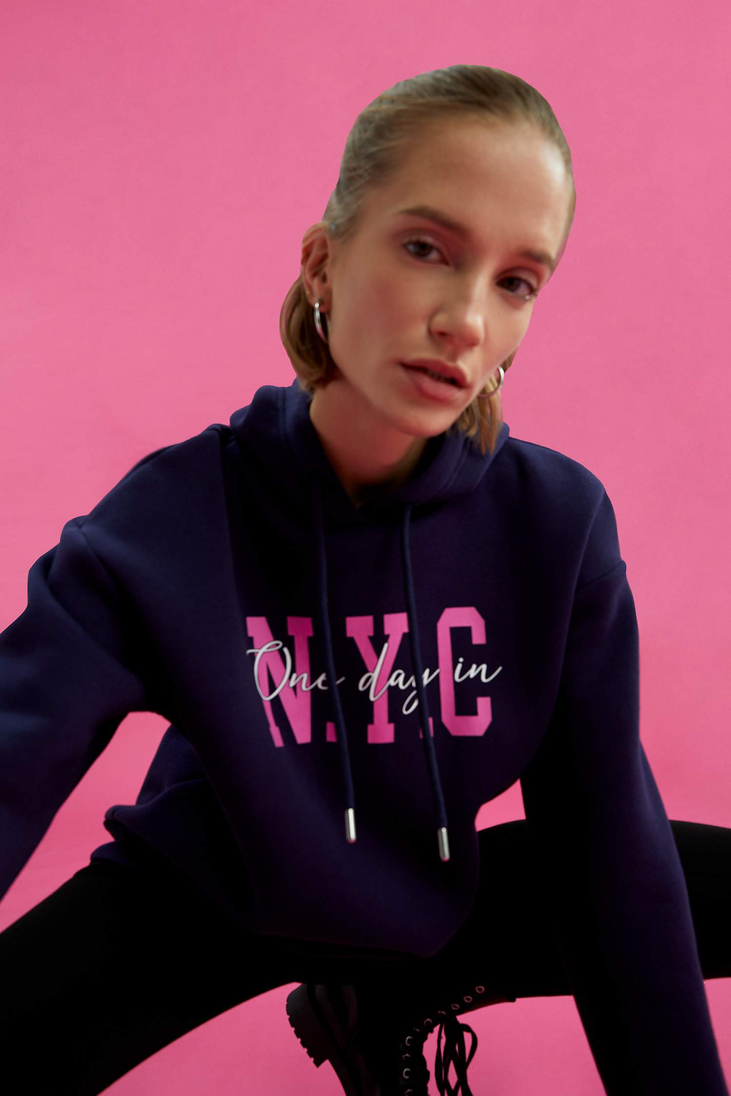 Kapüşonlu Baskılı Relax Fit İçi Yumuşak Tüylü Sweatshirt
