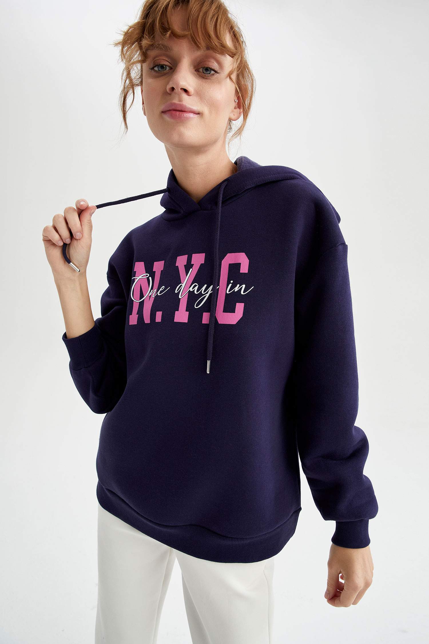 Kapüşonlu Baskılı Relax Fit İçi Yumuşak Tüylü Sweatshirt