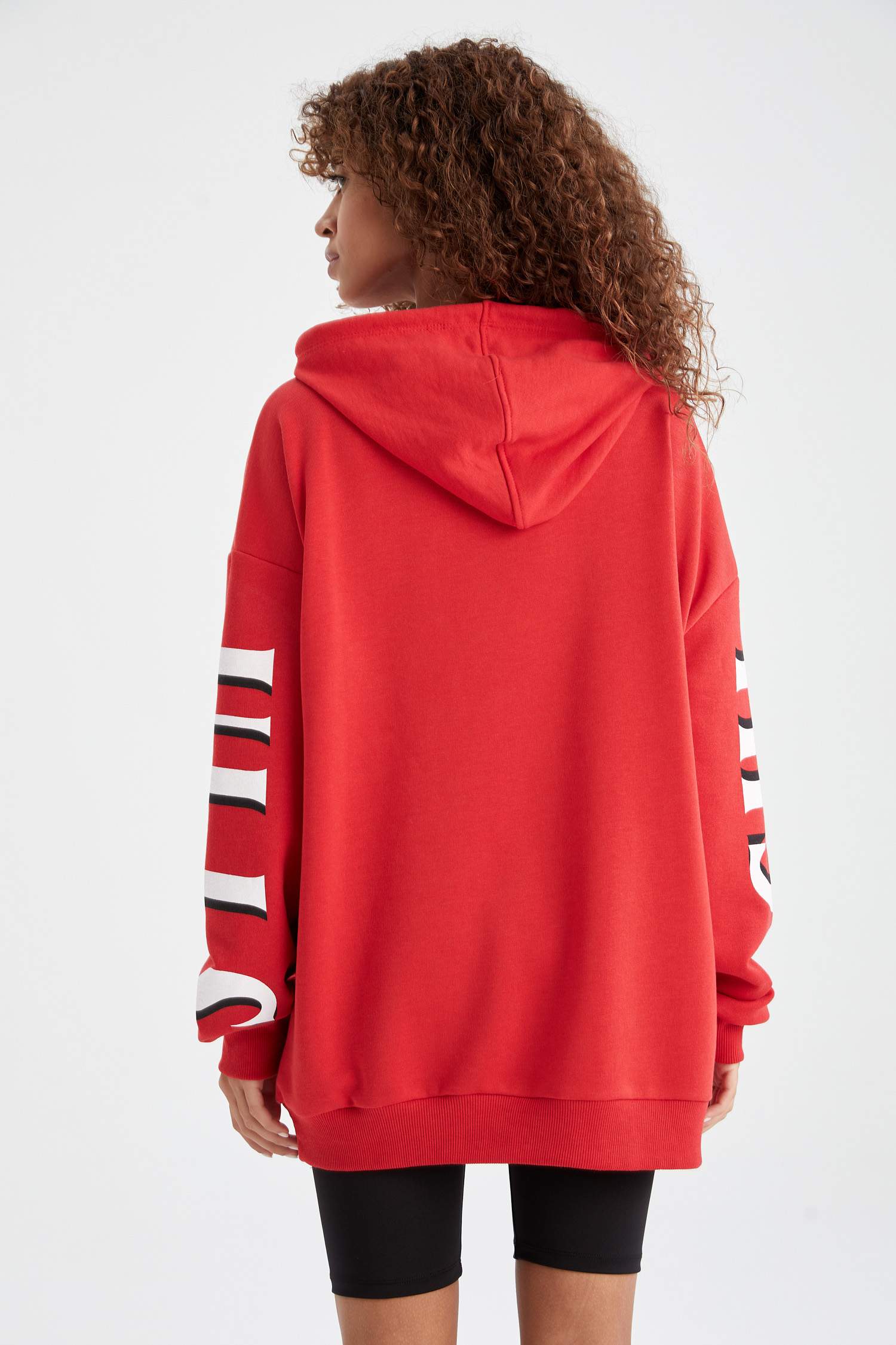 NBA Lisanslı Kapüşonlu Oversize Fit Sweatshirt