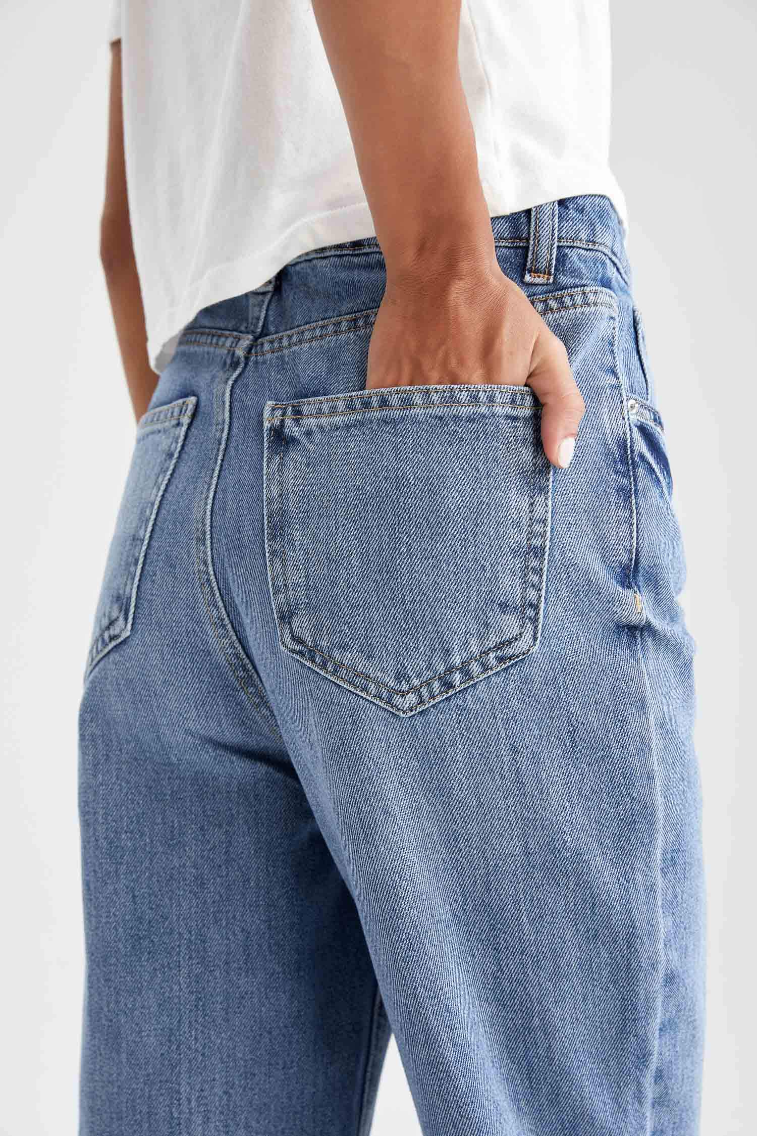 Bootcut Fit Yüksek Bel Yıkamalı Jean Pantolon