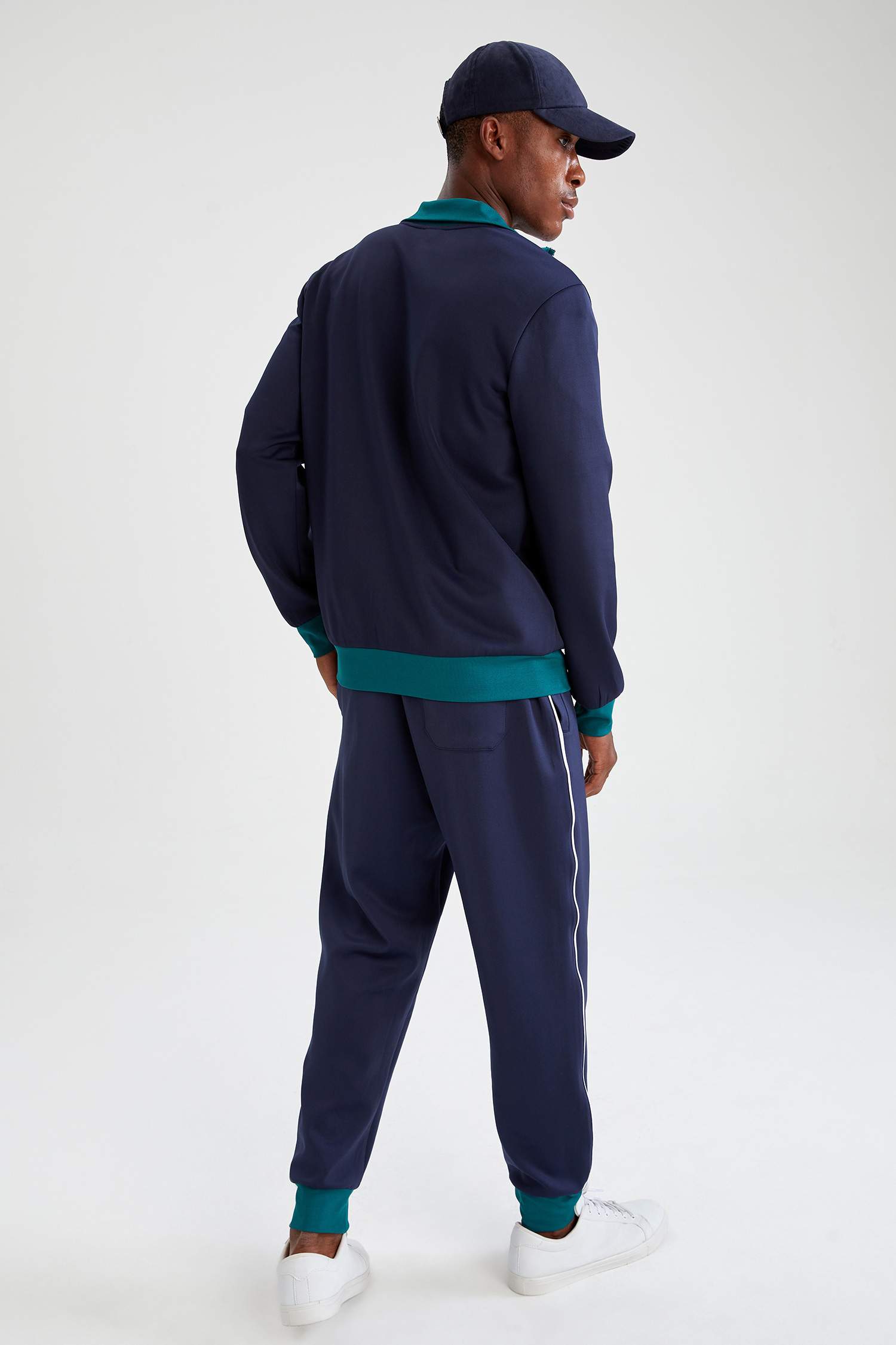 Regular Fit Basic Jogger Eşofman Altı
