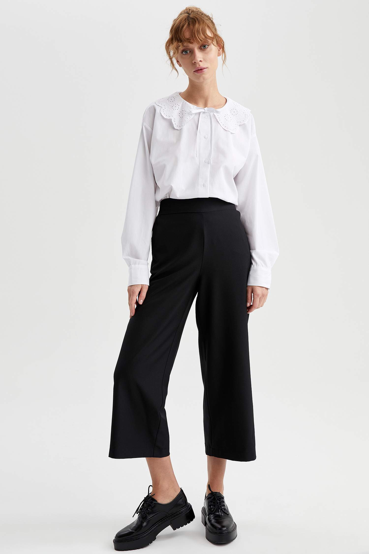 Brode Yaka Detaylı Oversize Fit Pamuklu Poplin Gömlek