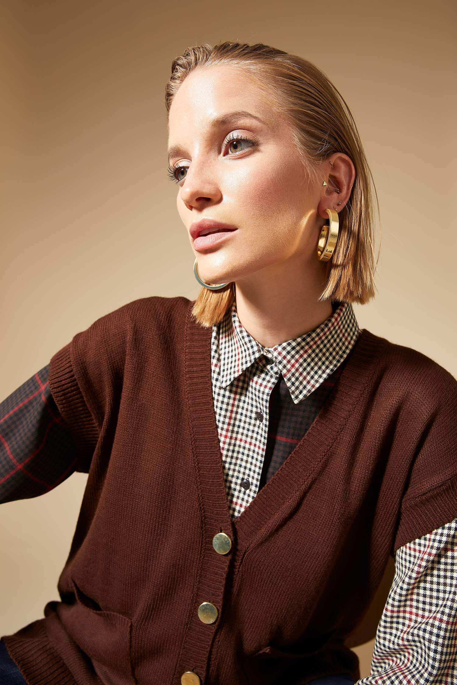 Düğmeli V Yaka Cep Detaylı Oversize Fit Triko Süveter