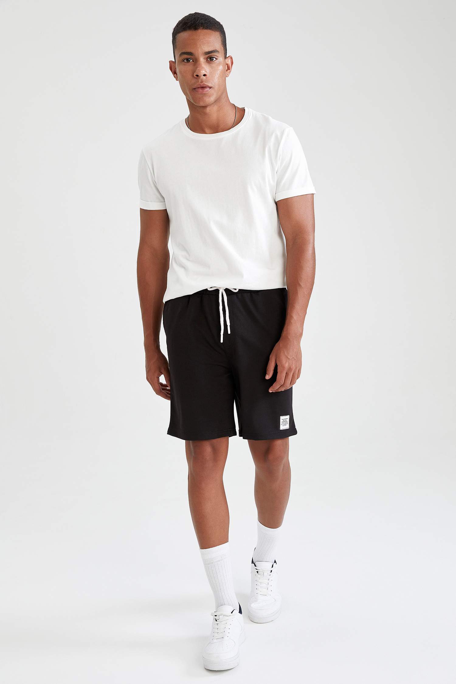 Slim Fit Beli Bağcıklı 2'li Şort