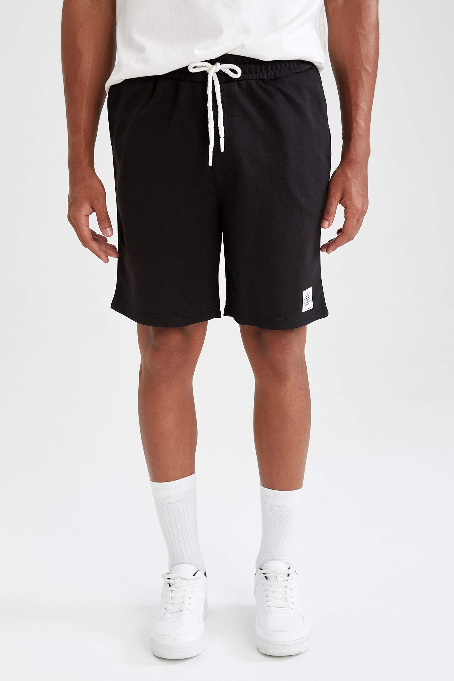 Slim Fit Beli Bağcıklı 2'li Şort
