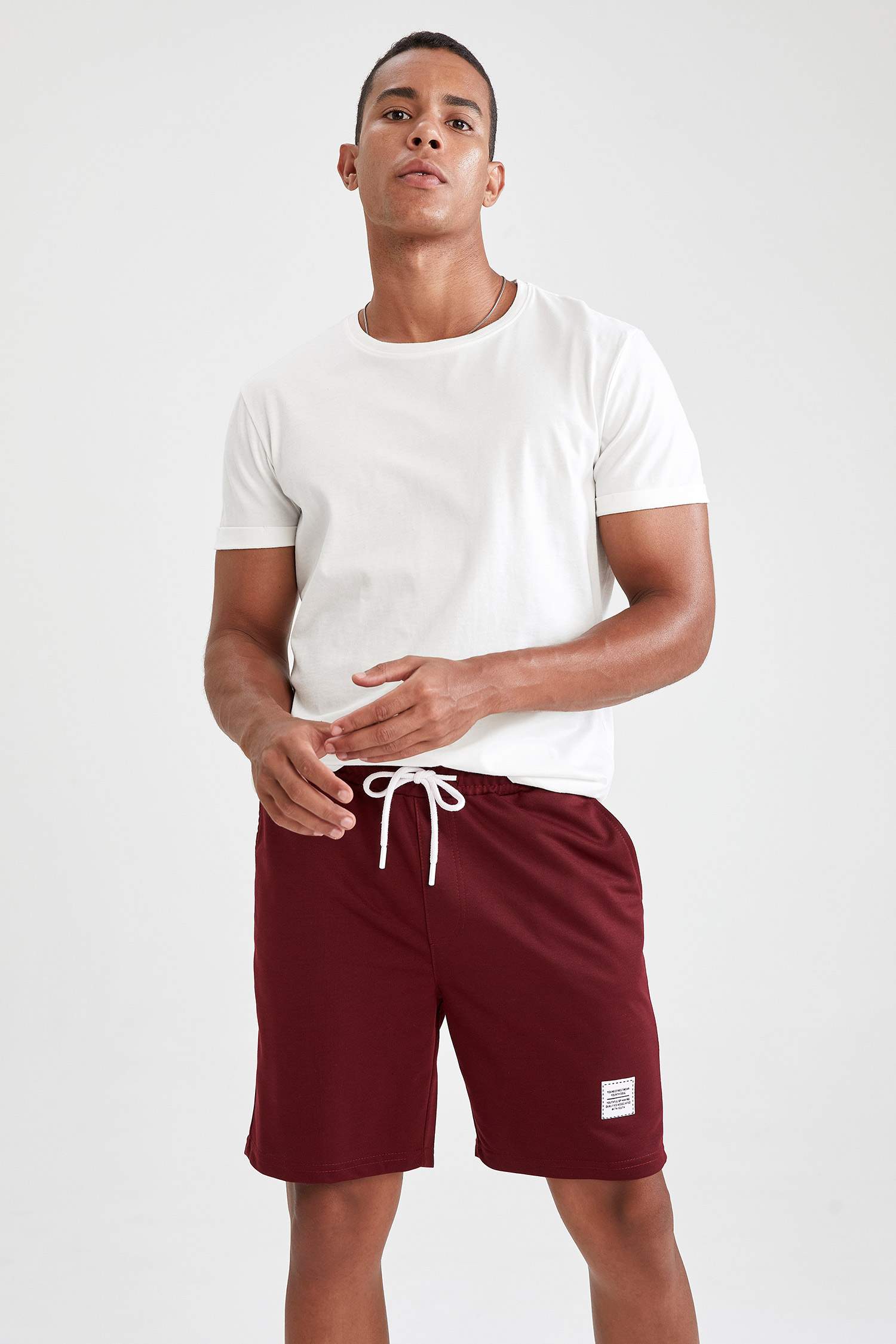 Slim Fit Beli Bağcıklı 2'li Şort