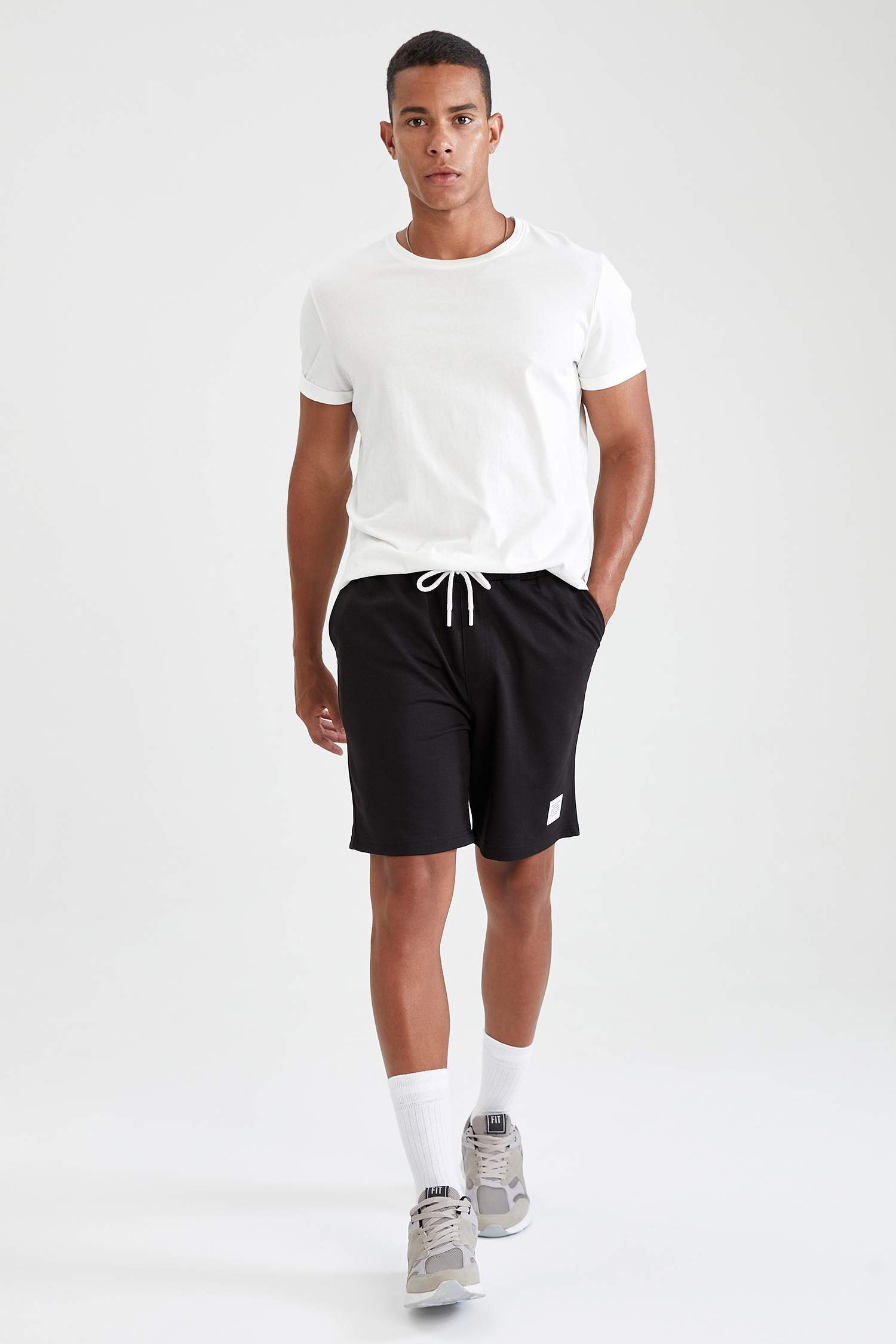 Slim Fit Beli Bağcıklı 2'li Şort