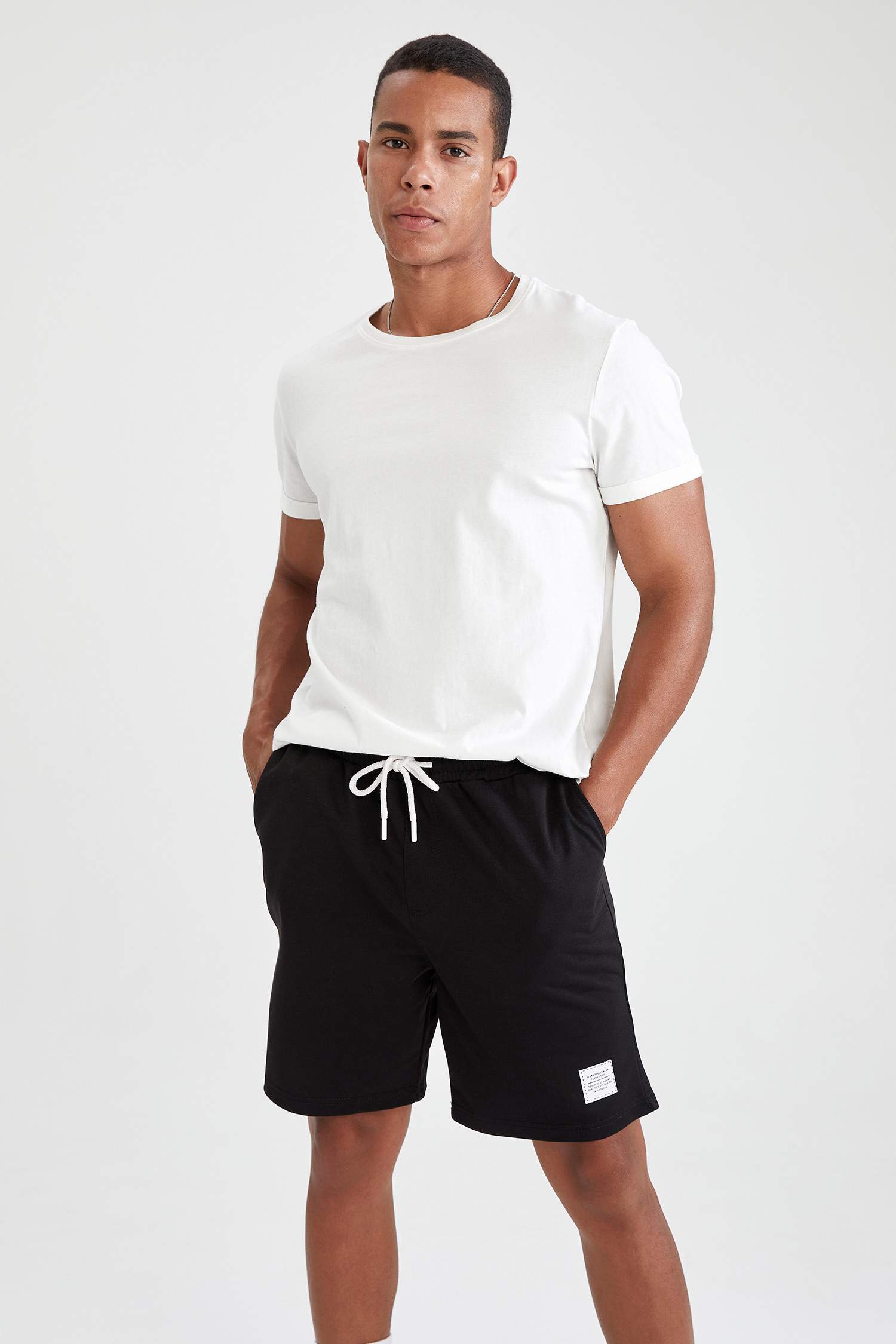 Slim Fit Beli Bağcıklı 2'li Şort