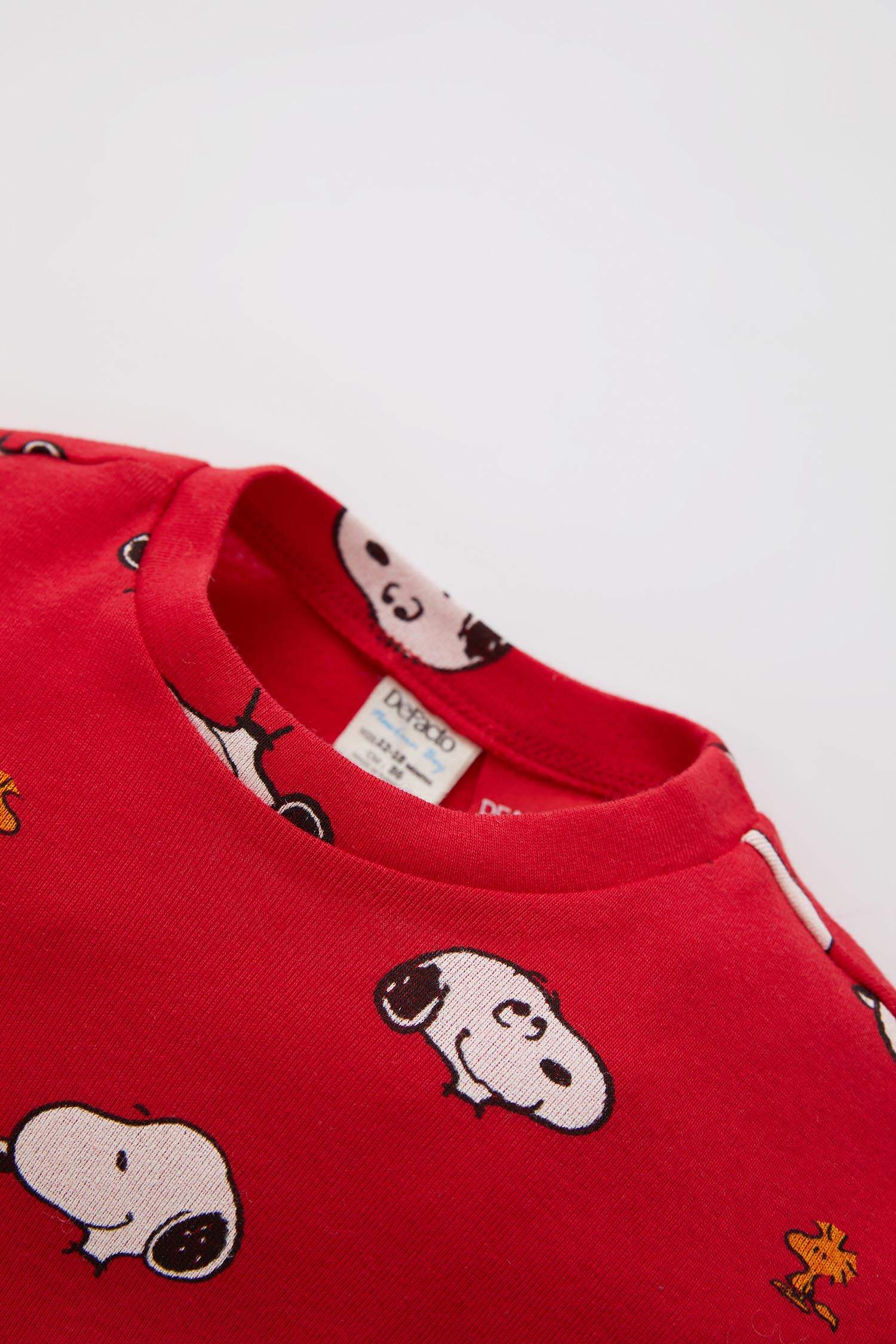 Erkek Bebek Snoopy Lisanslı Regular Fit Tekli Uzun Kollu Tişört