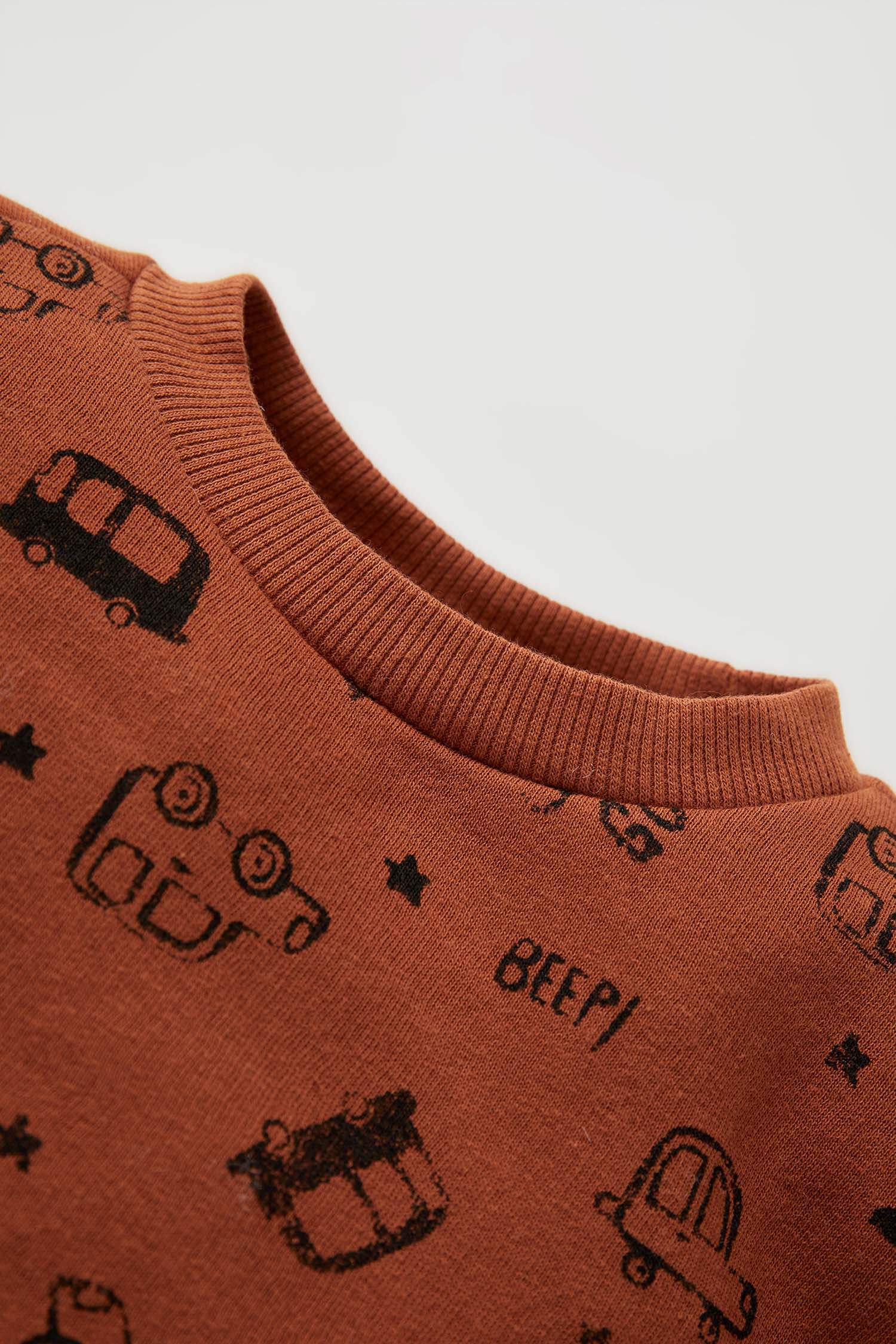 Erkek Bebek Desenli Bisiklet Yaka İçi Yumuşak Tüylü Sweatshirt
