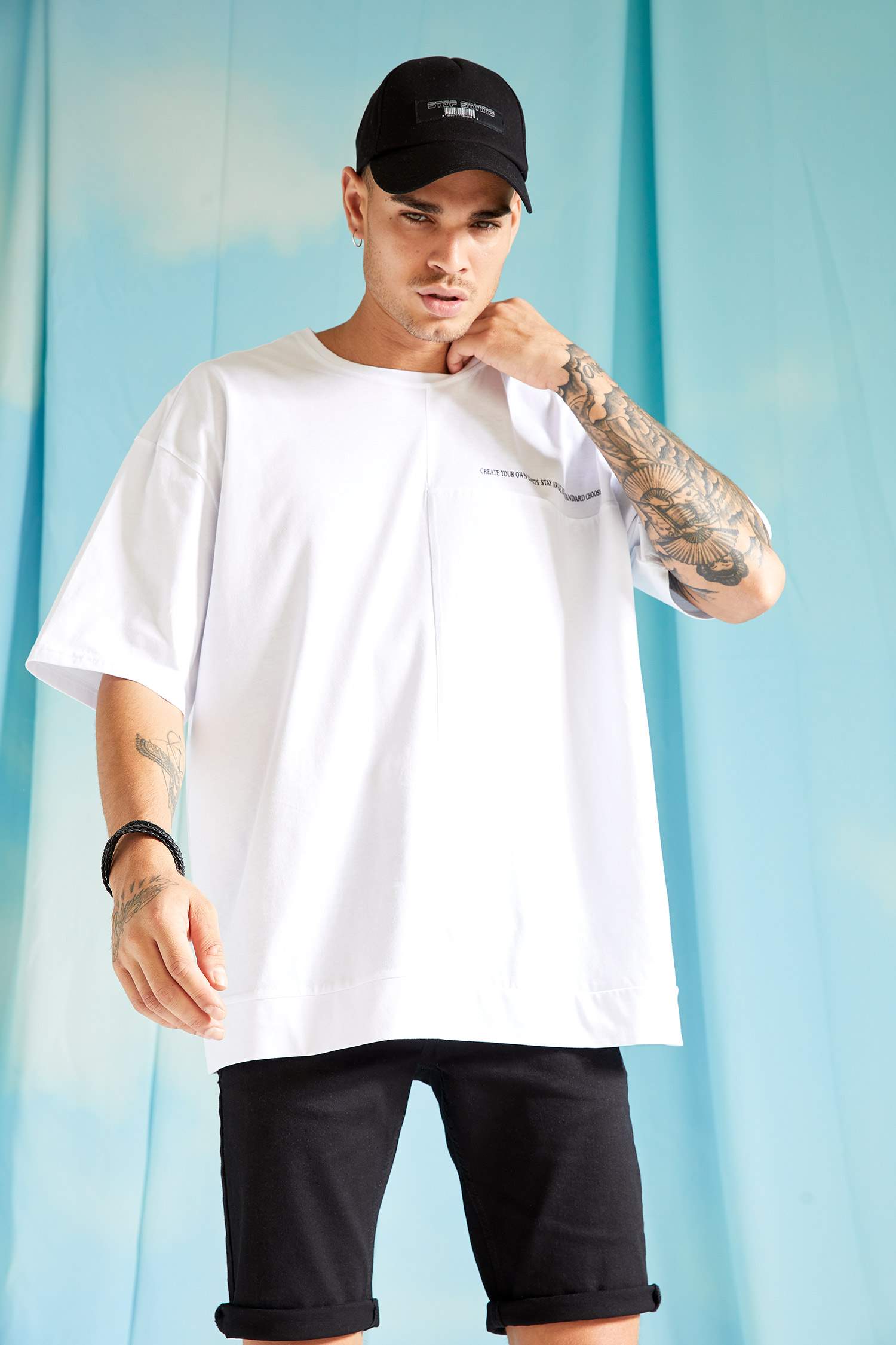 Oversize Fit Bisiklet Yaka Baskılı Kısa Kollu Tişört