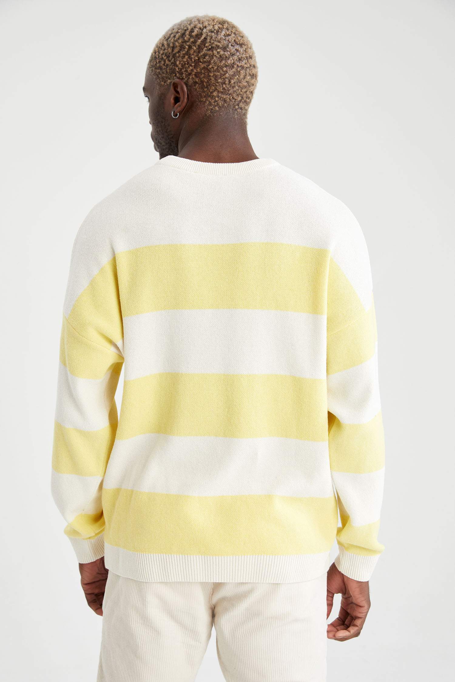 Oversize Fit Bisiklet Yaka Renk Bloklu Triko Kazak