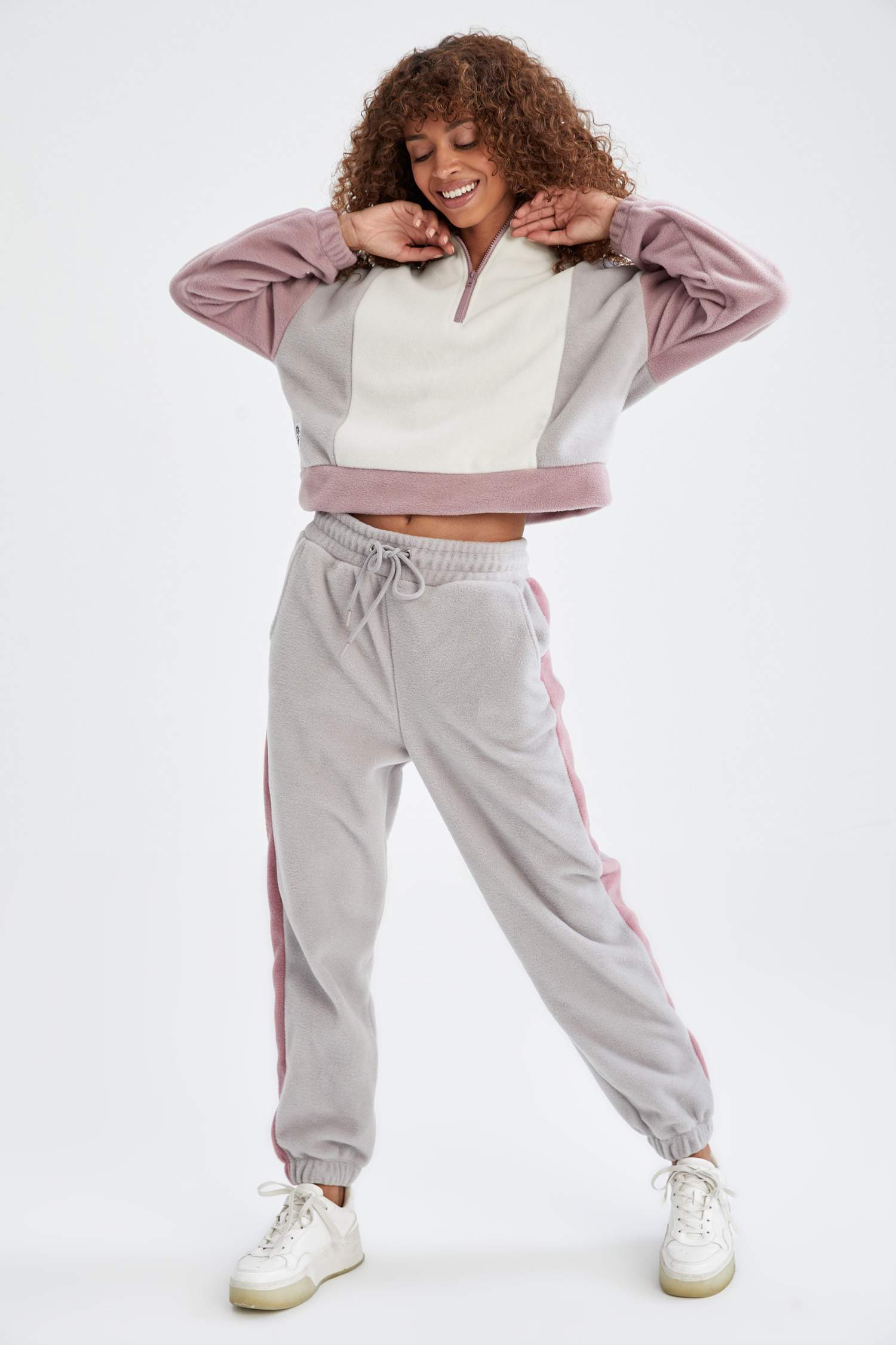 Defacto Fit Oversize Fit Boğazlı Yaka Fermuarlı Warmtech Polar Sweatshirt
