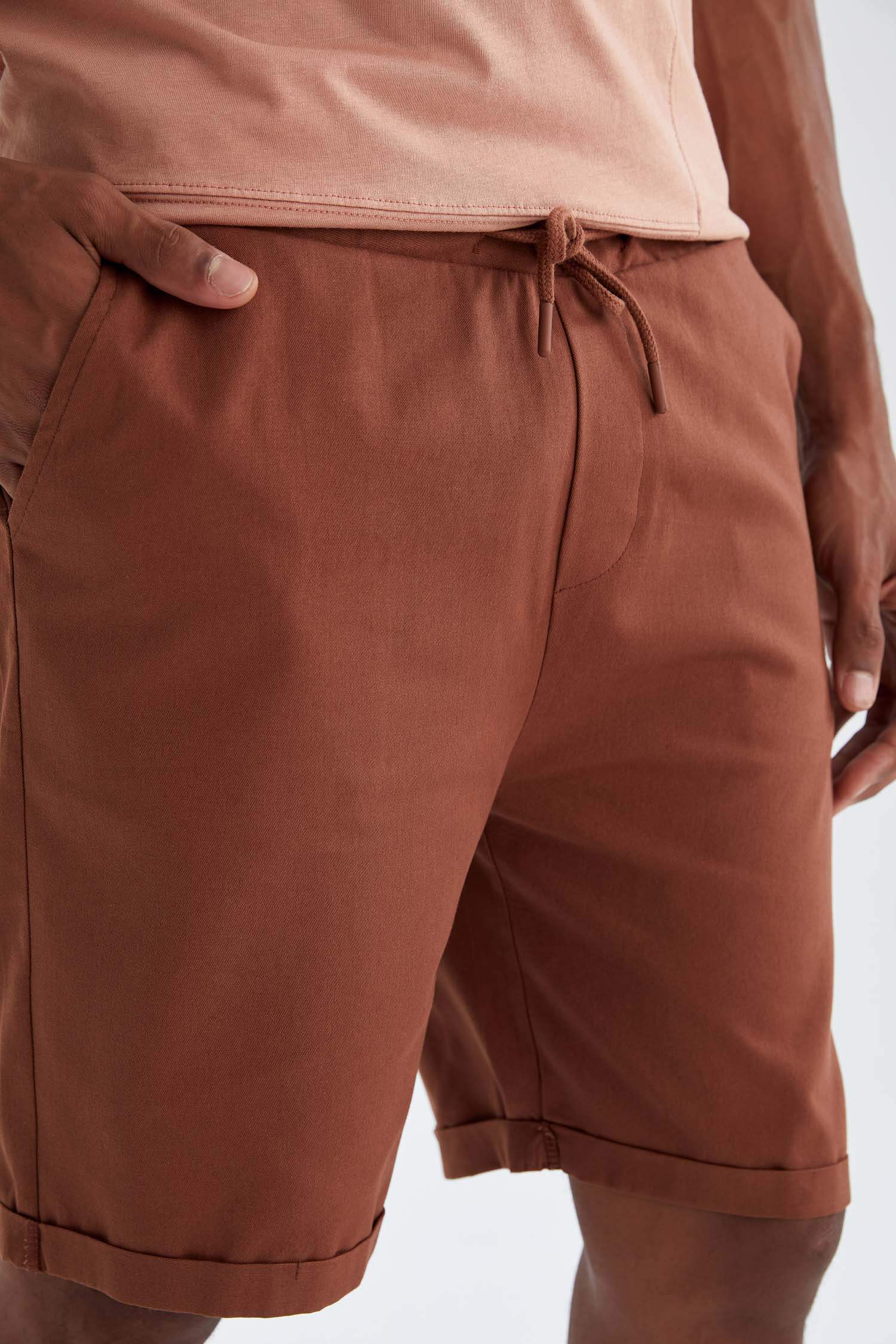 Slim Fit Basic Şort