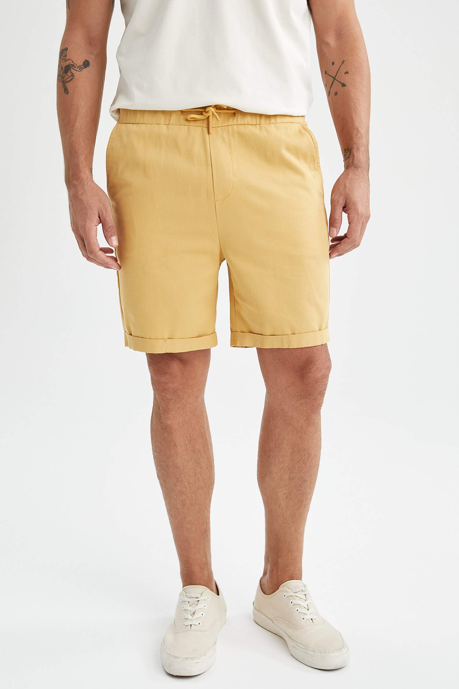 Slim Fit Basic Şort