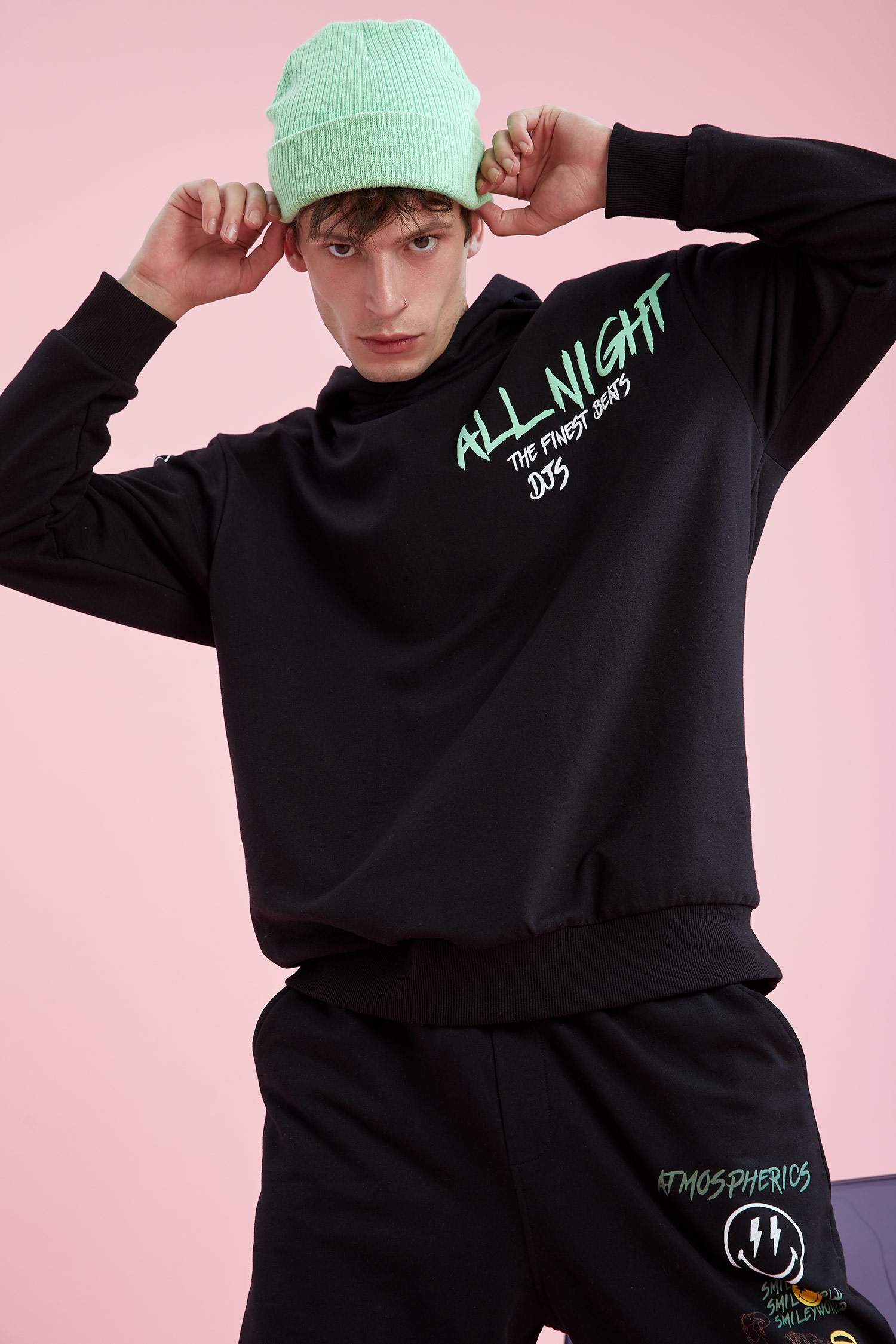 SmileyWorld Lisanslı Oversize Fit Kapüşonlu Uzun Kollu Sweatshirt