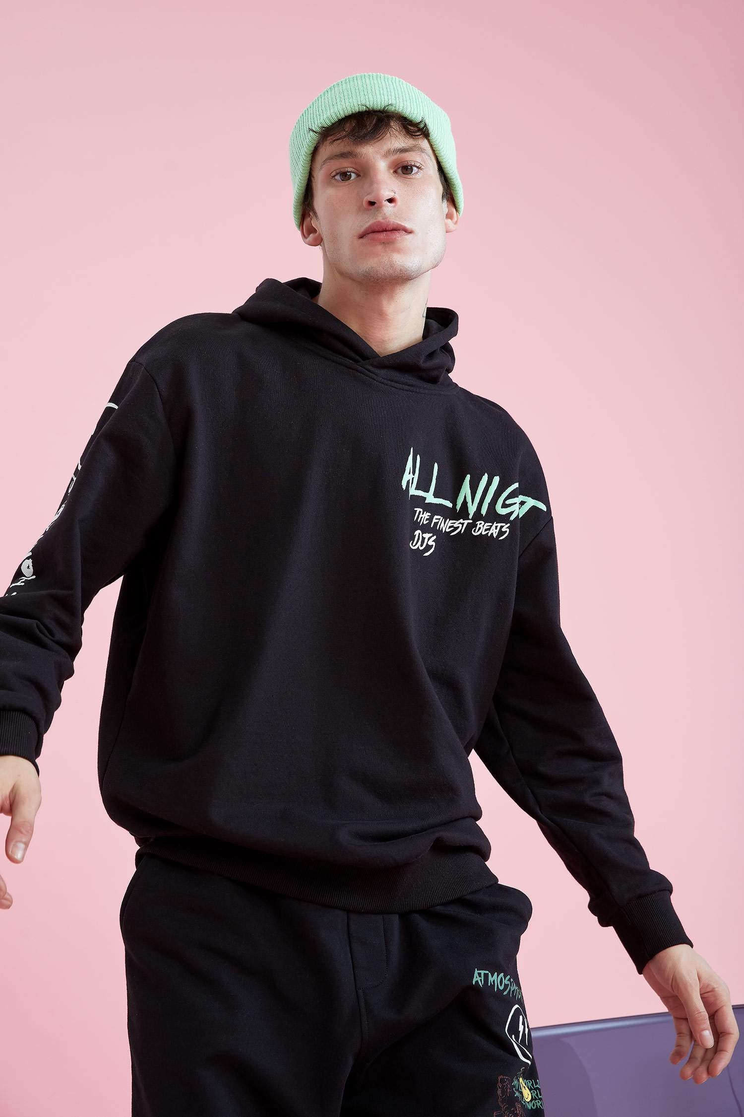 SmileyWorld Lisanslı Oversize Fit Kapüşonlu Uzun Kollu Sweatshirt
