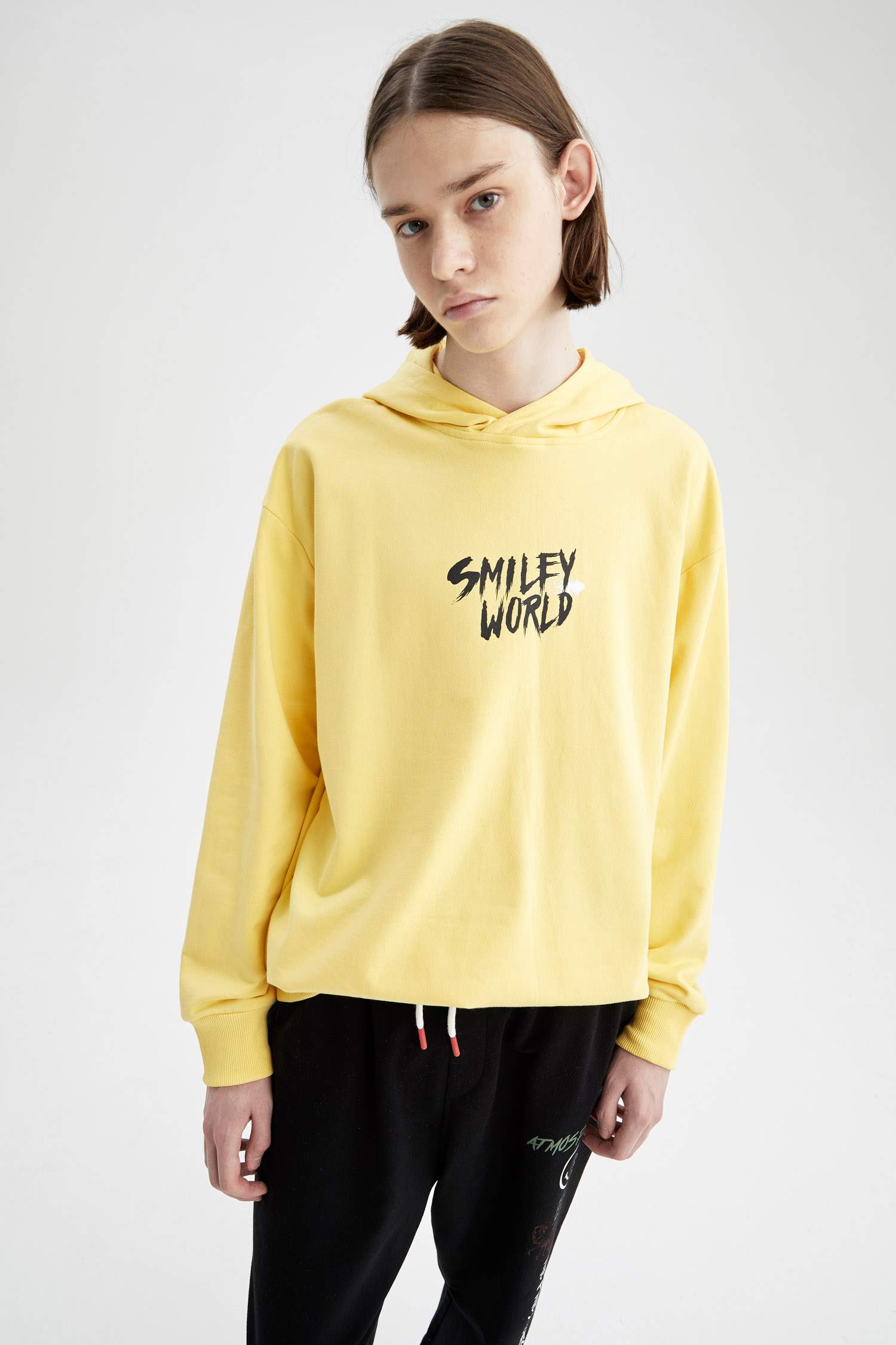 SmileyWorld Lisanslı Oversize Fit Kapüşonlu Sırt Baskılı Uzun Kollu Sweatshirt
