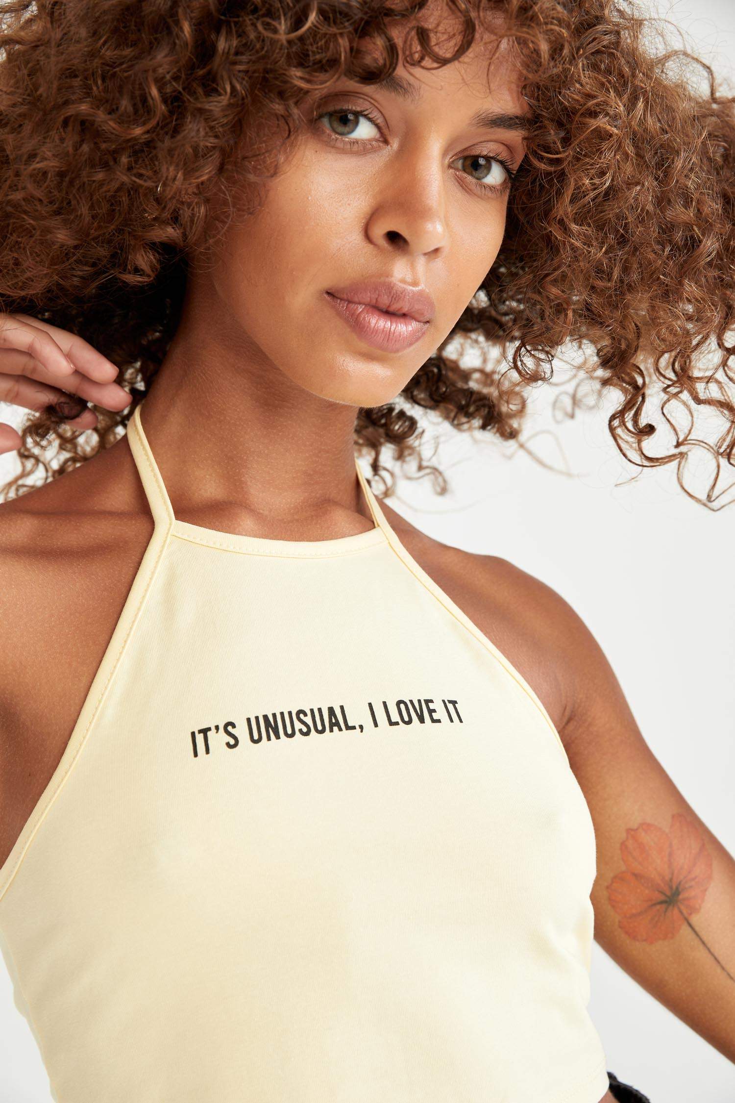 Slogan Baskılı Slim Fit Crop Atlet