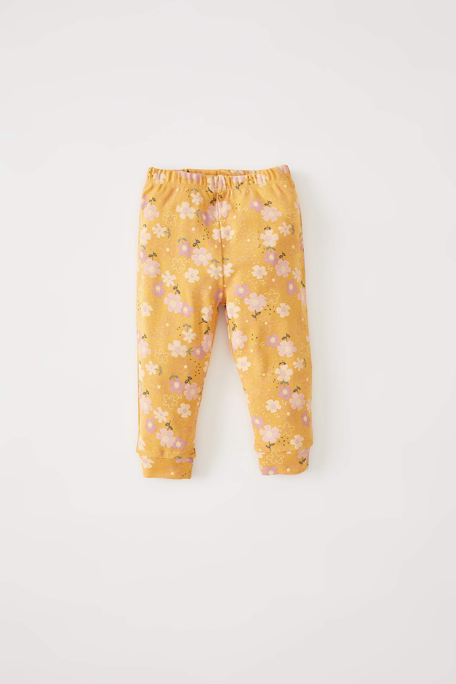 Kız Bebek Çiçek Desenli Uzun Kollu Pijama Takımı