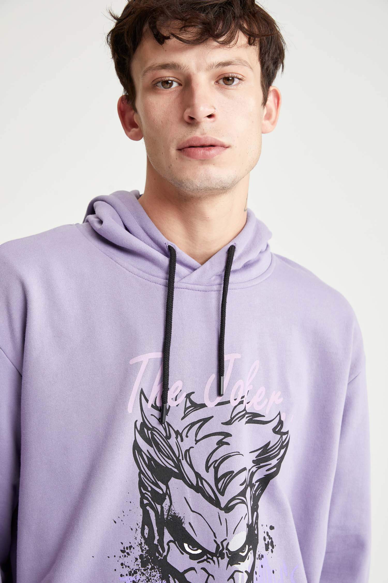Batman Lisanslı Oversize Fit Kapüşonlu Uzun Kollu Sweatshirt