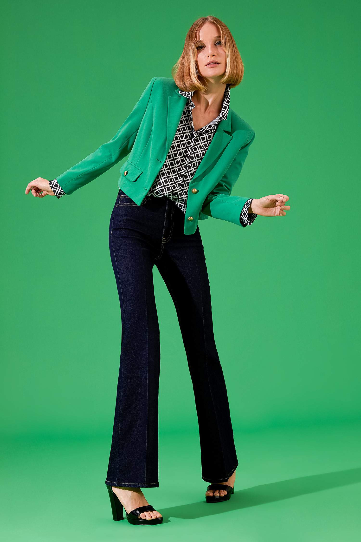 Basic Uzun Kollu Crop Blazer Ceket