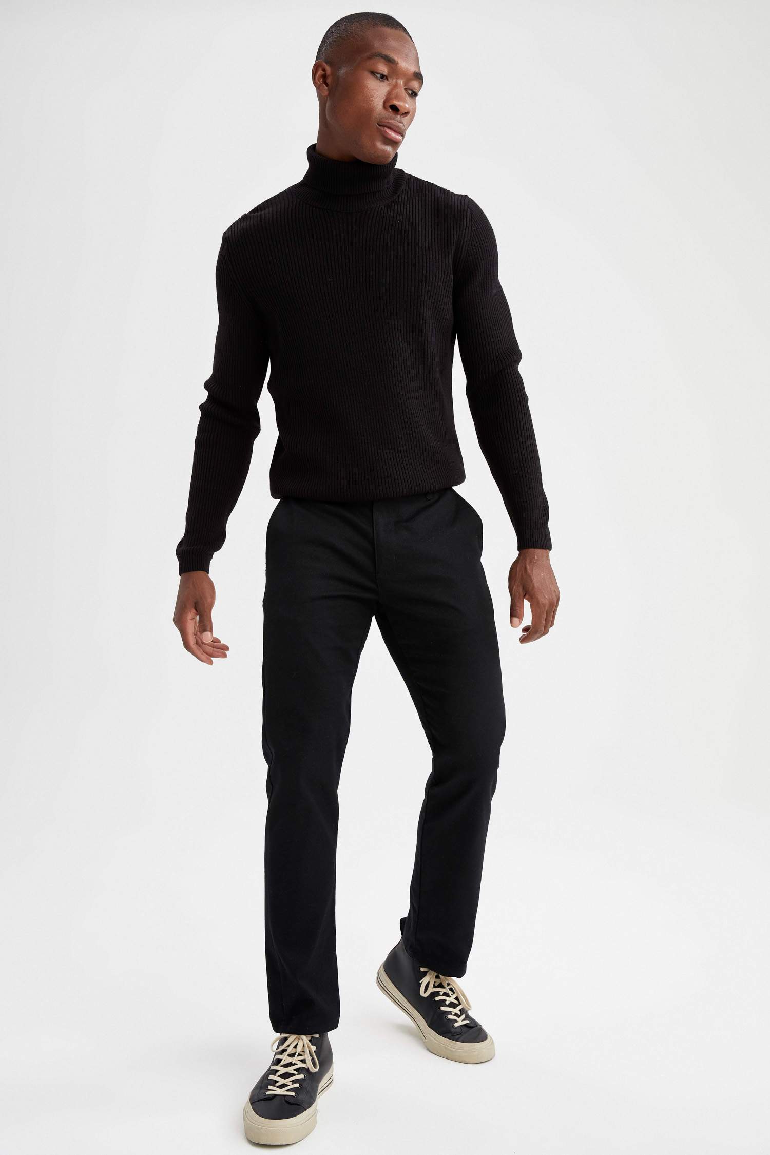 Regular Fit Basic Chino Pantolon