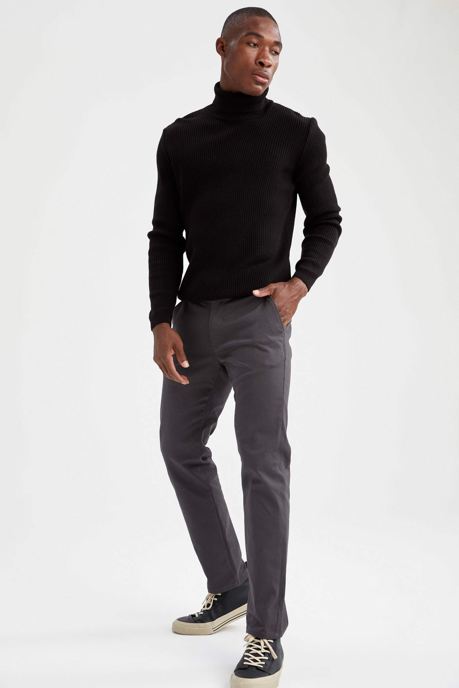Regular Fit Basic Chino Pantolon