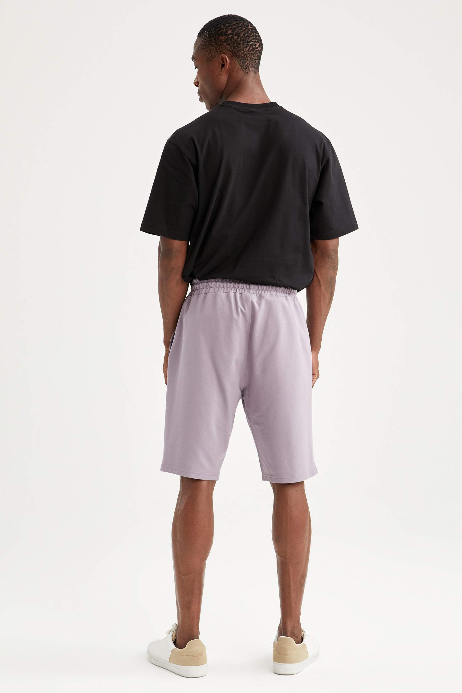 Regular Fit Beli Bağcıklı Şort