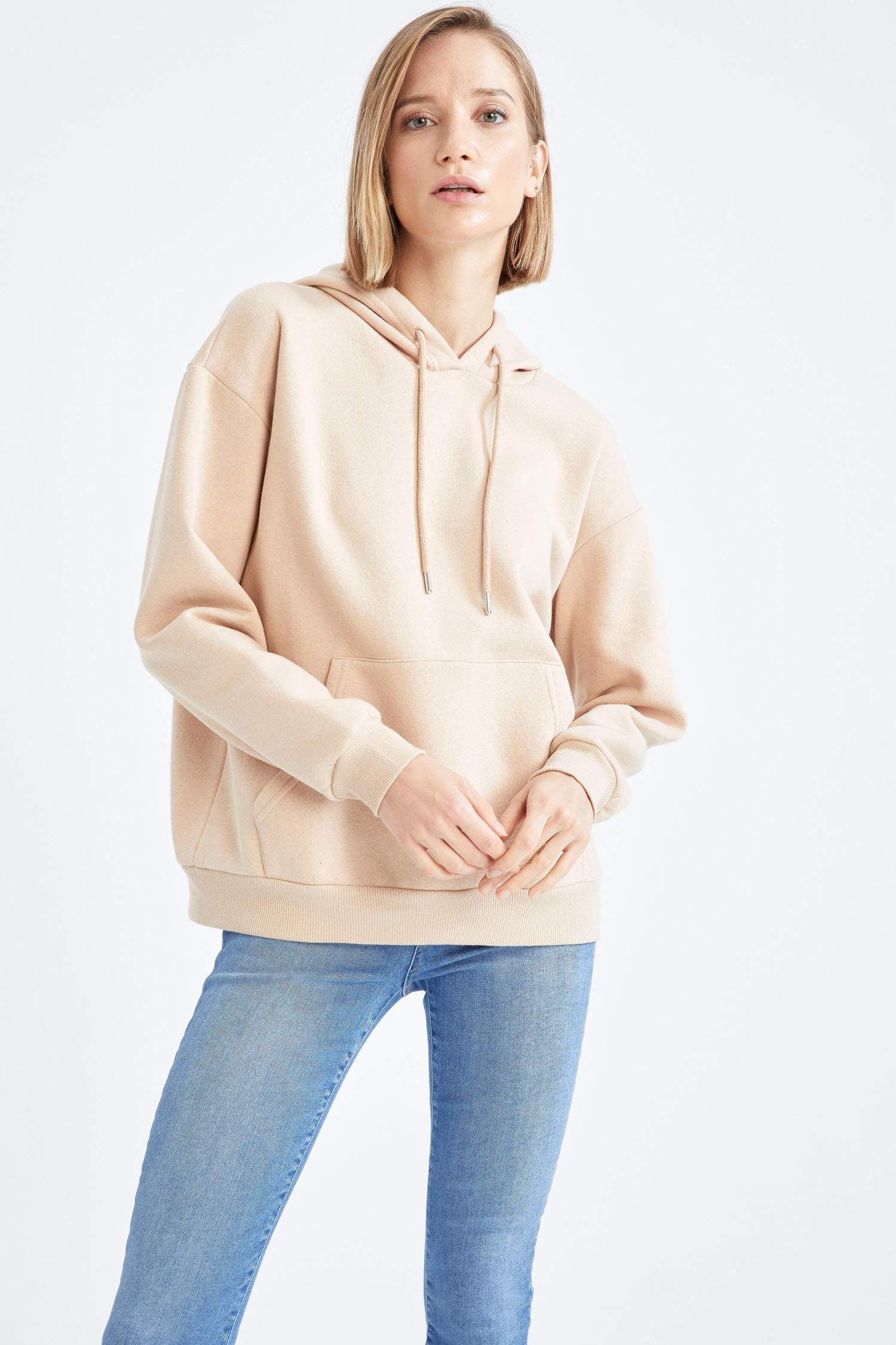 Regular Fit Kapüşonlu Kanguru Cepli İçi Yumuşak Tüylü Sweatshirt