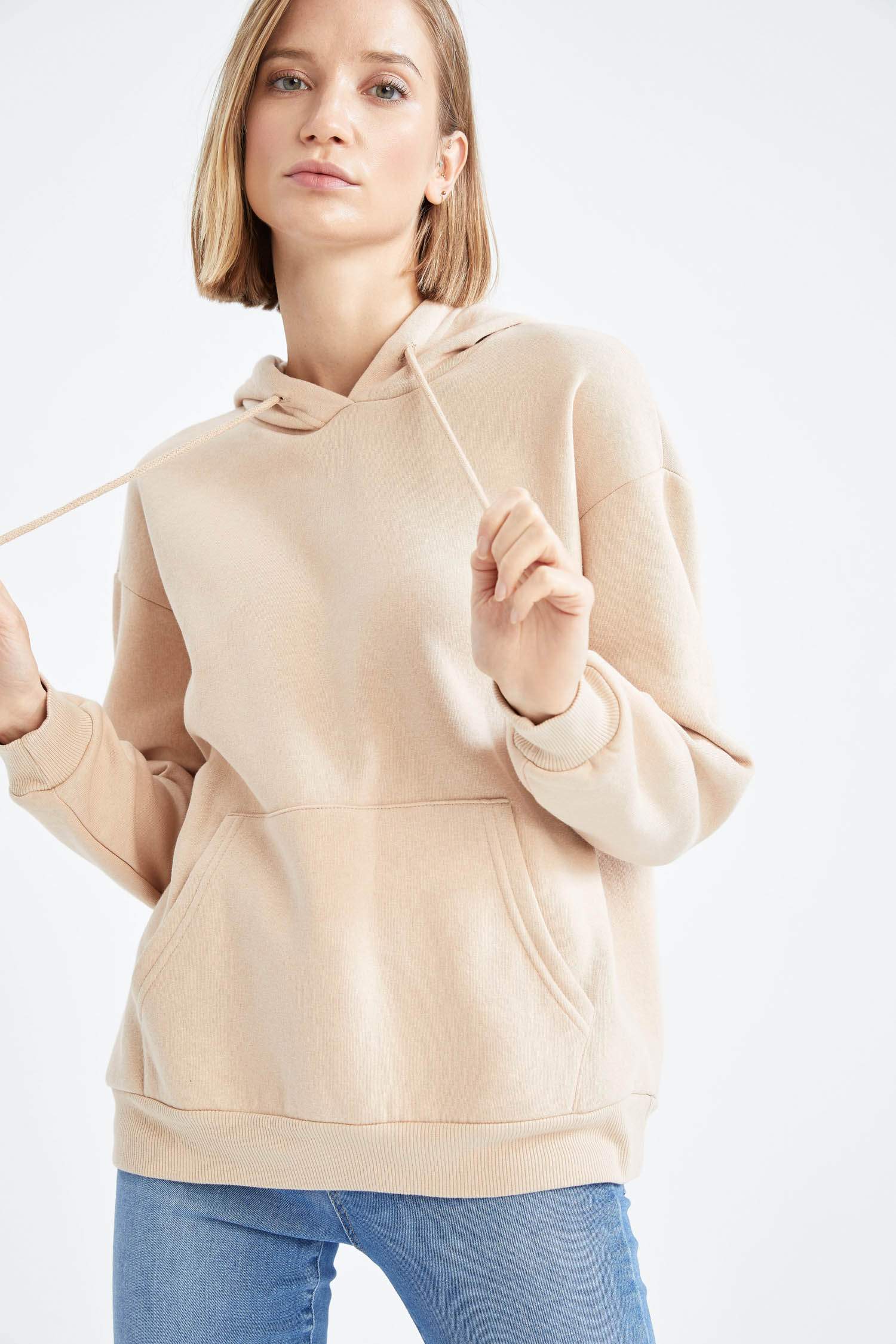 Regular Fit Kapüşonlu Kanguru Cepli İçi Yumuşak Tüylü Sweatshirt
